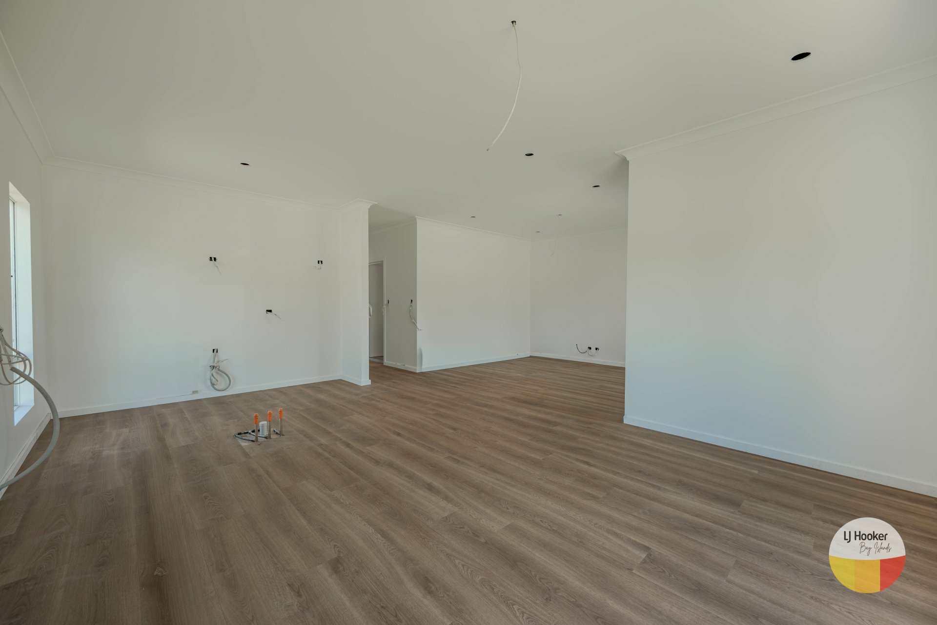 8 Tierney Terrace — photo 3 of 10