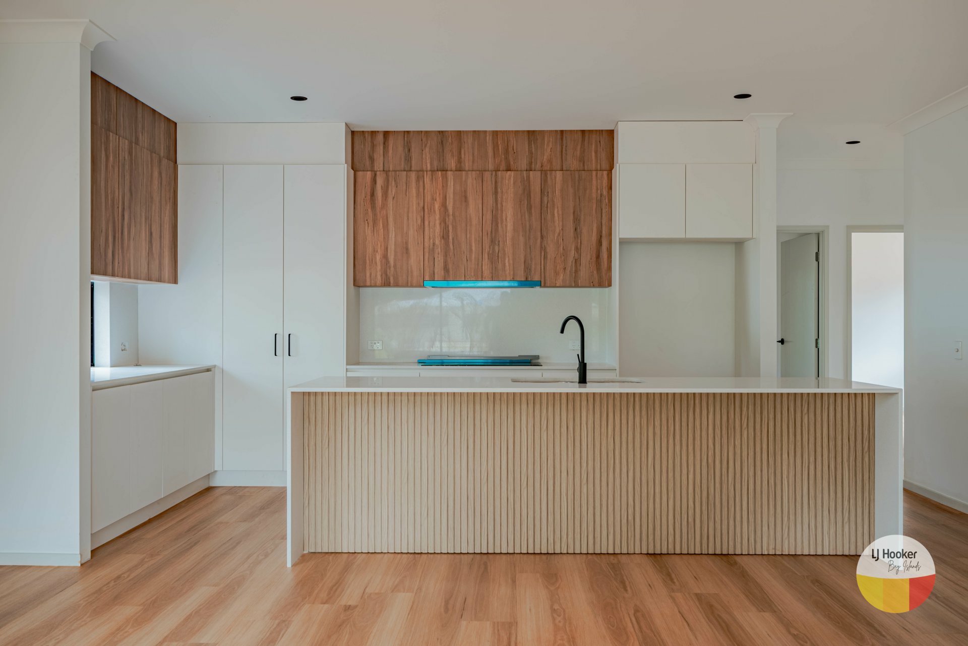 14 Bradman Street — photo 2 of 10