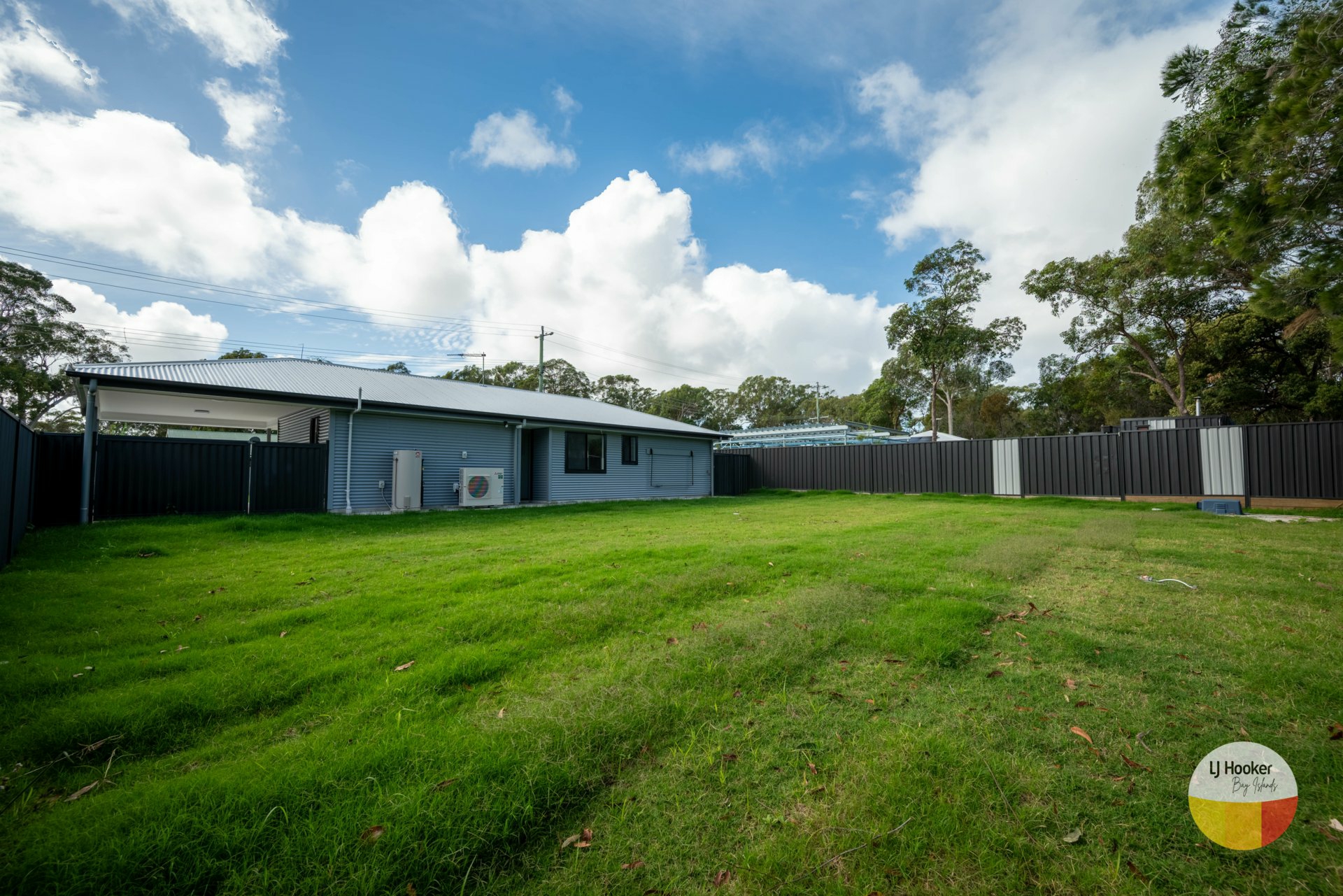 16 Topaz Street — photo 15 of 15