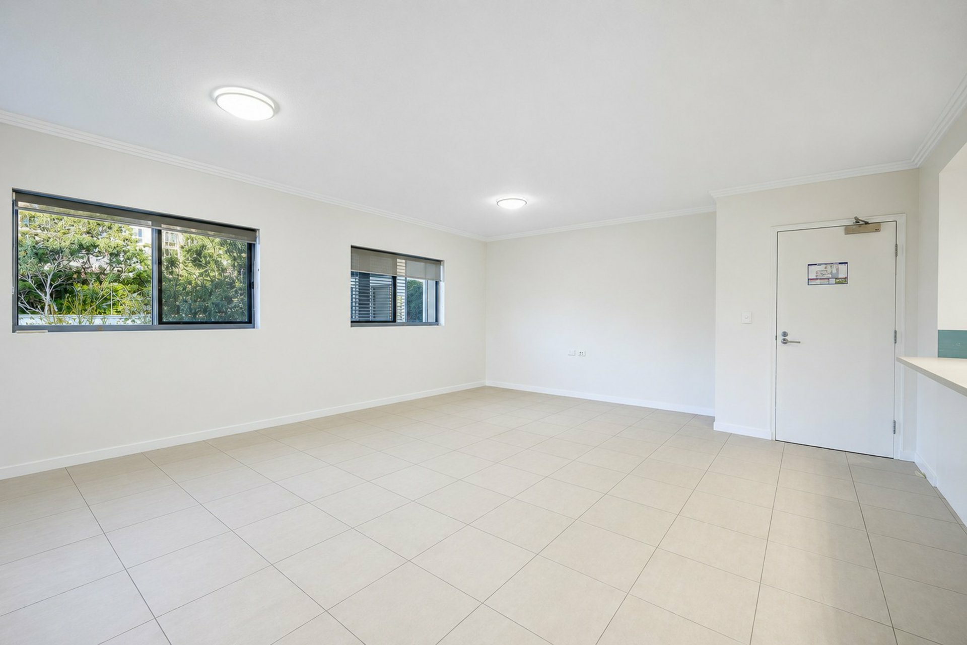 Unit 15/150 Middle Street — photo 4 of 22