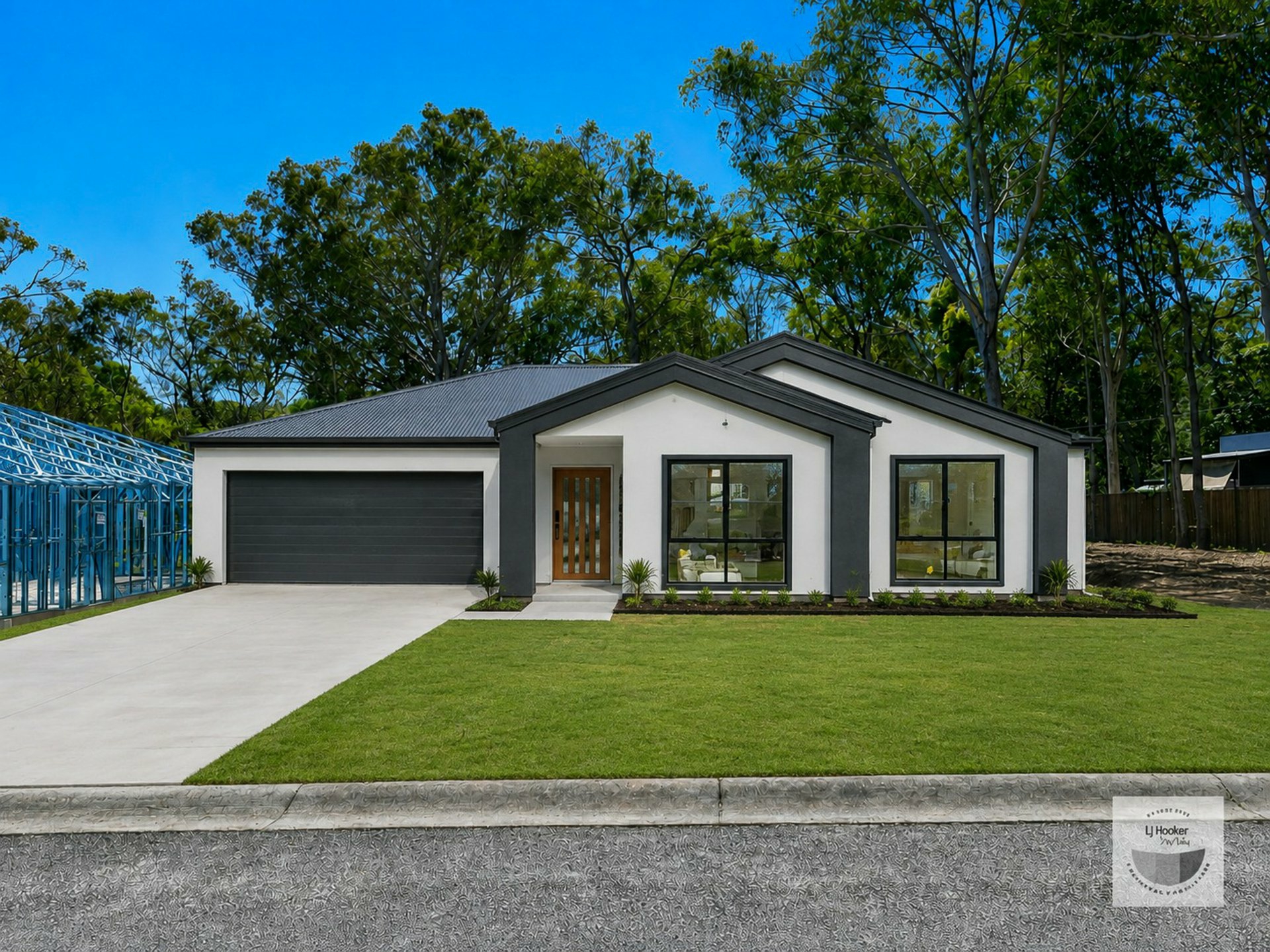 5 Shore Street — photo from LJ Hooker Bay Islands