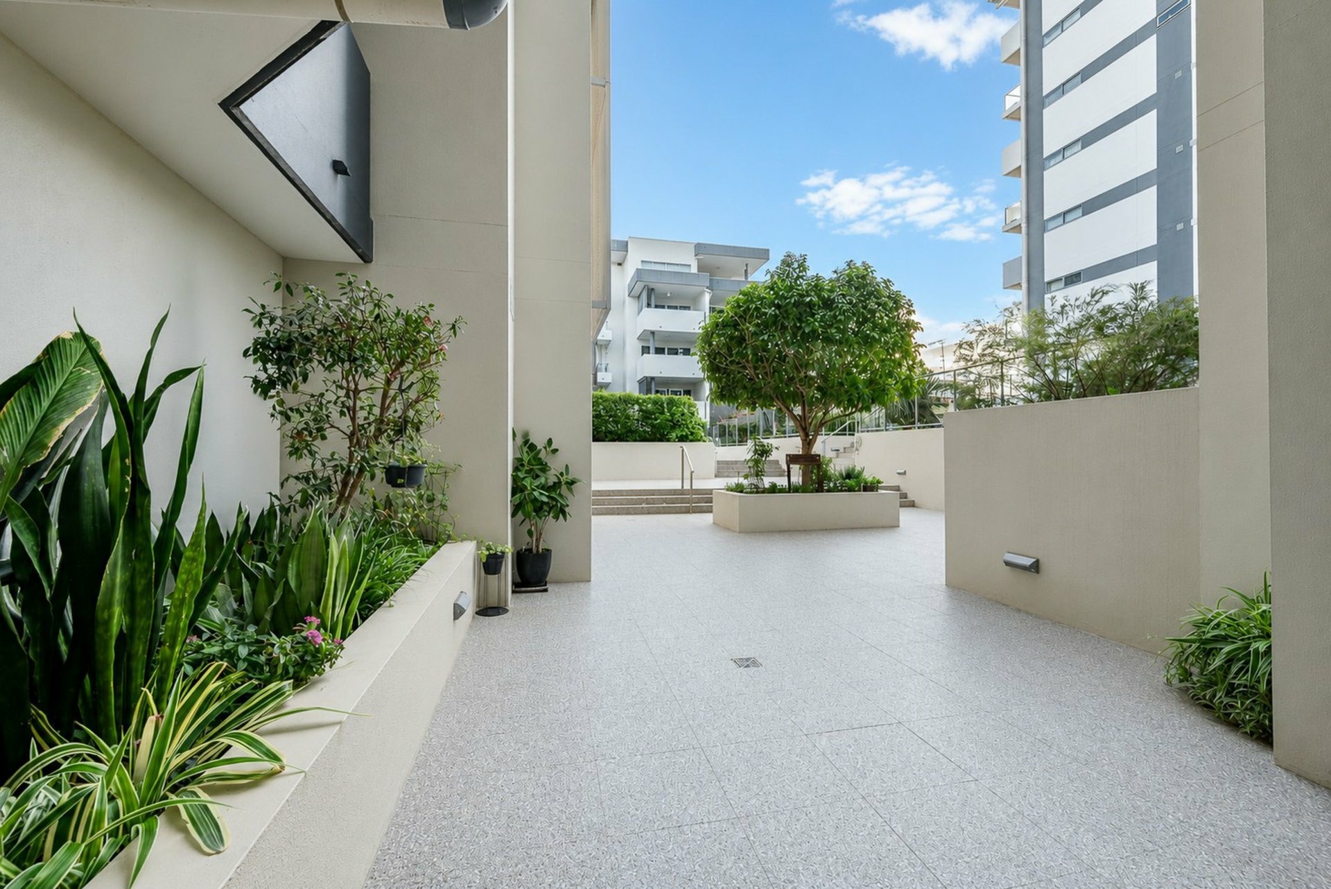 Unit 15/150 Middle Street — photo 17 of 22