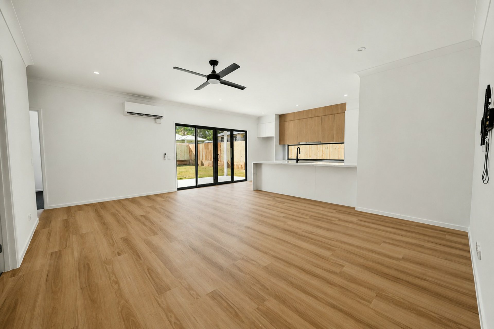 27 Pia Street — photo 4 of 17