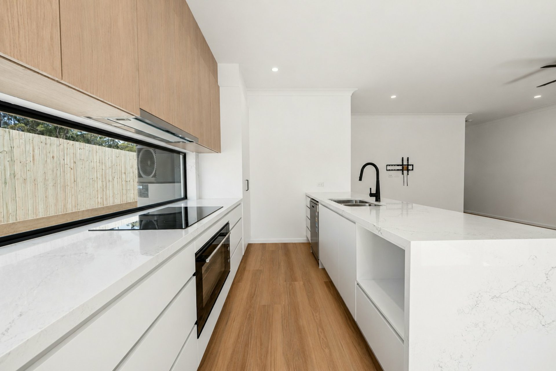 27 Pia Street — photo 6 of 17
