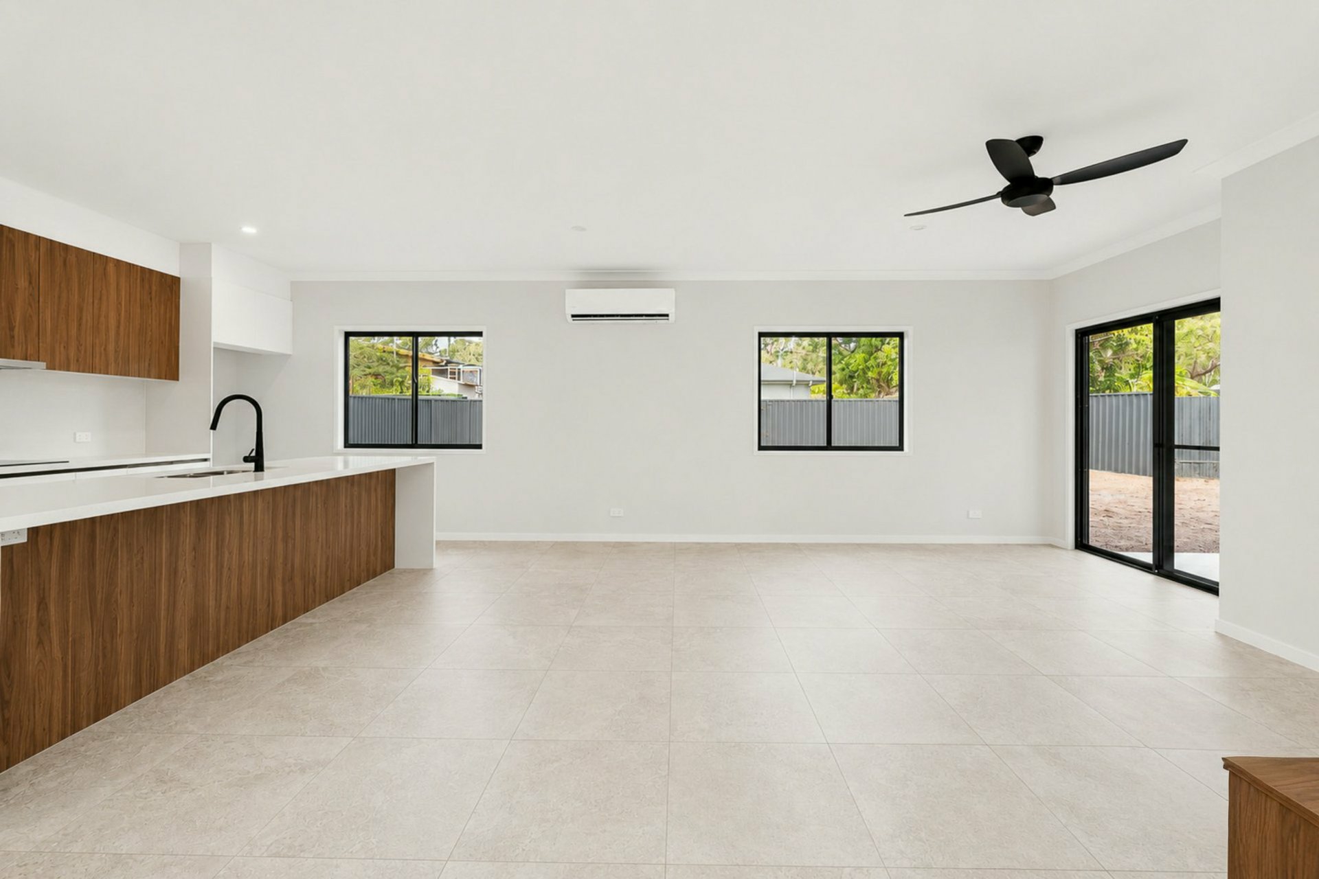 16 Bunning Street — photo 10 of 12