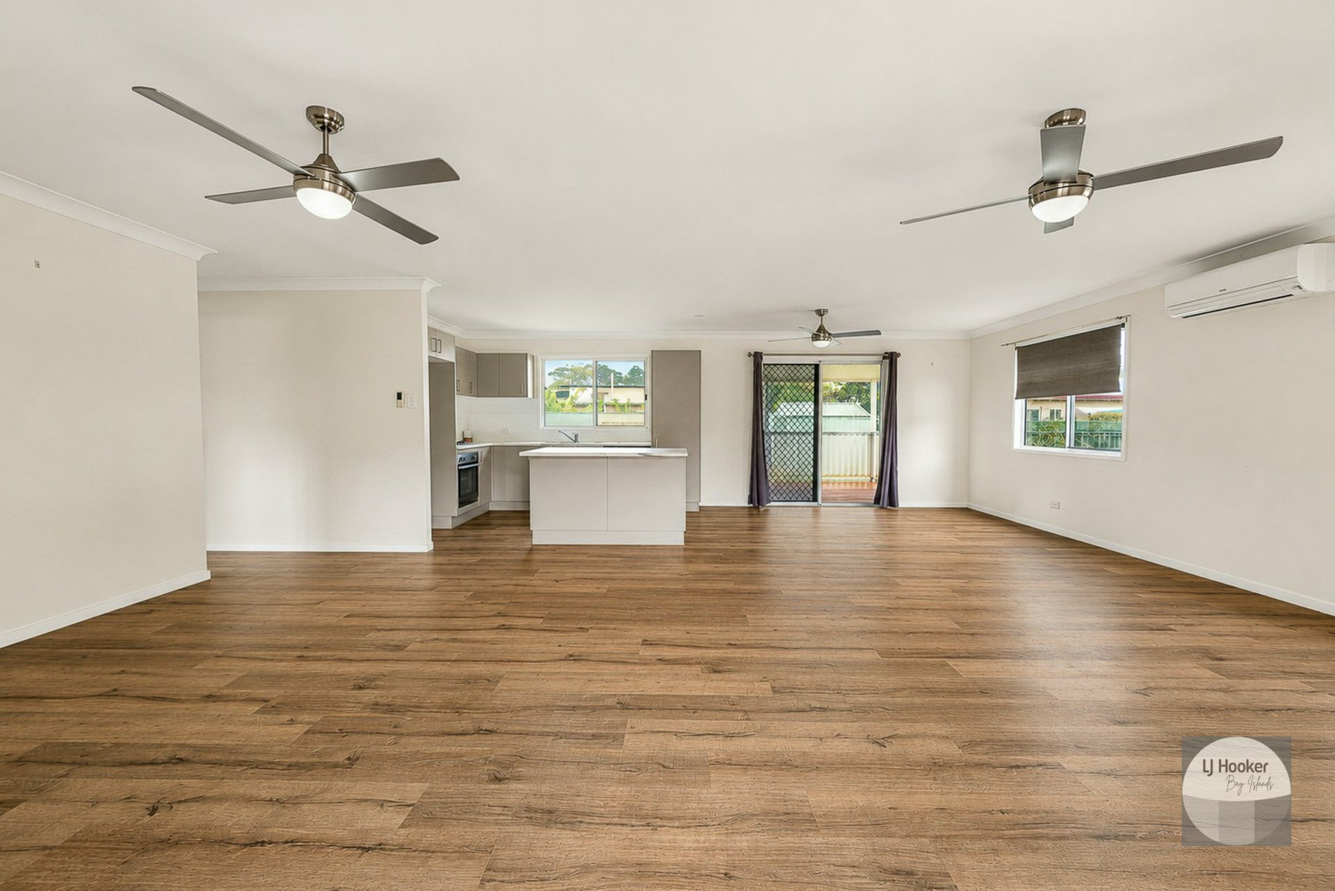 16 Grevillea Street — photo 8 of 16