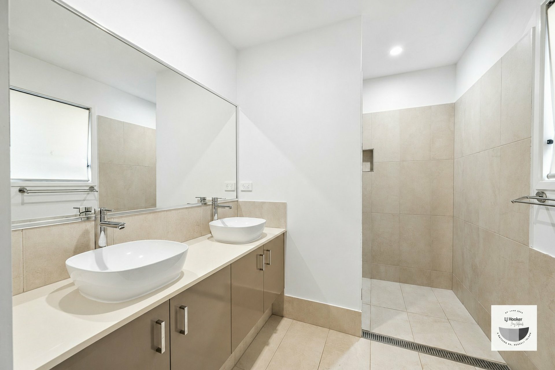32 Todman Street — photo 7 of 14