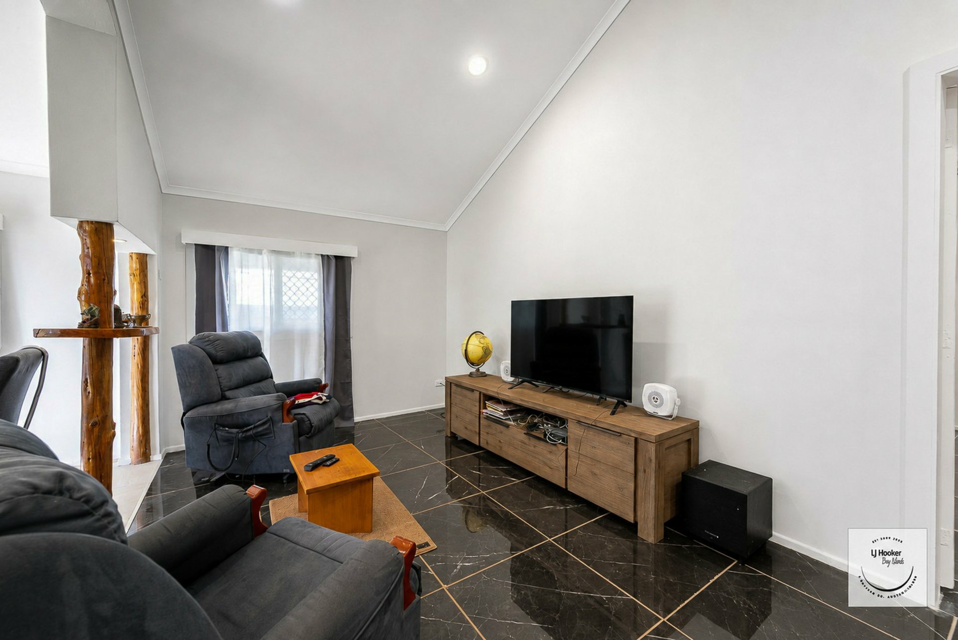 45 Barcelona Terrace — photo 9 of 15