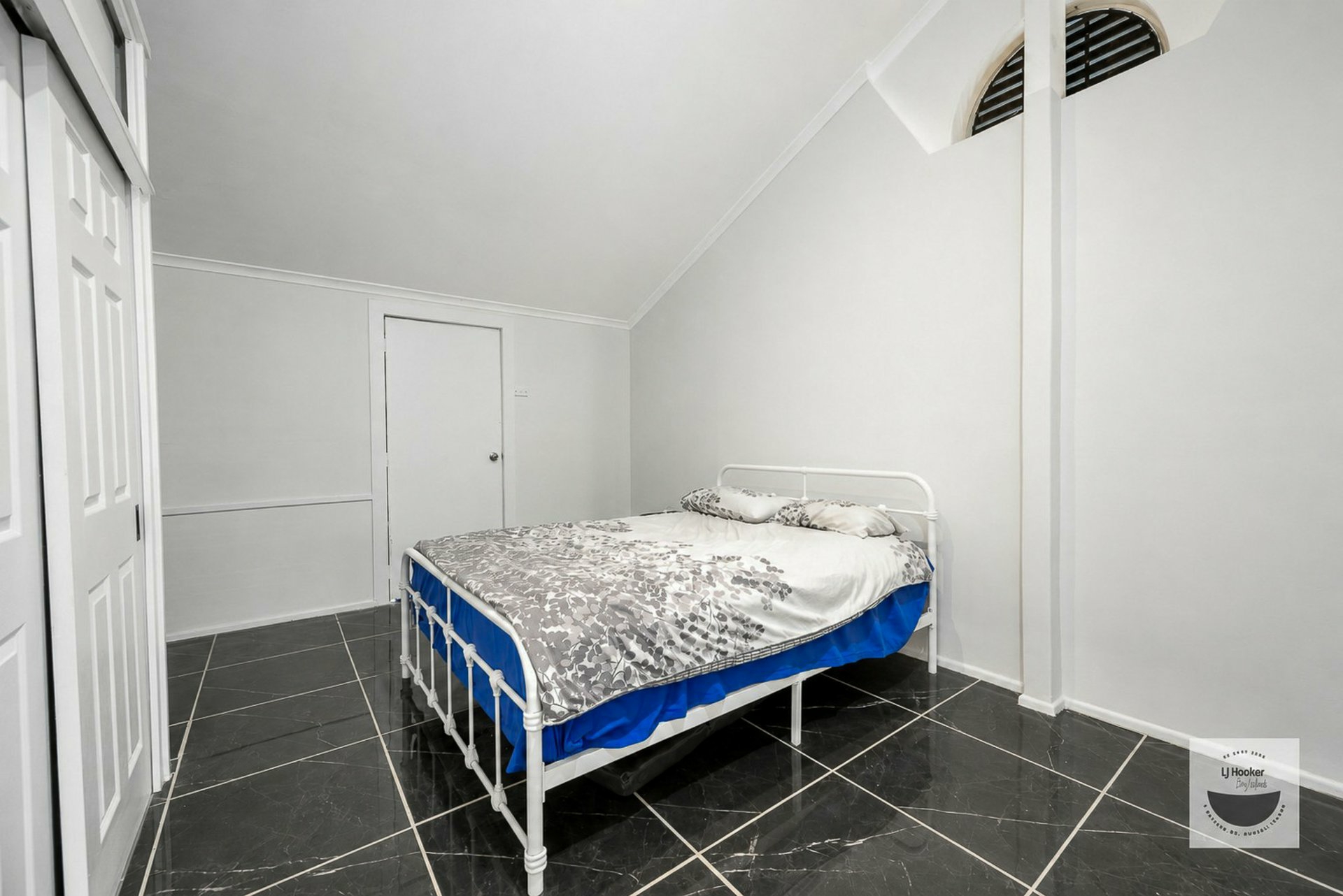 45 Barcelona Terrace — photo 11 of 15