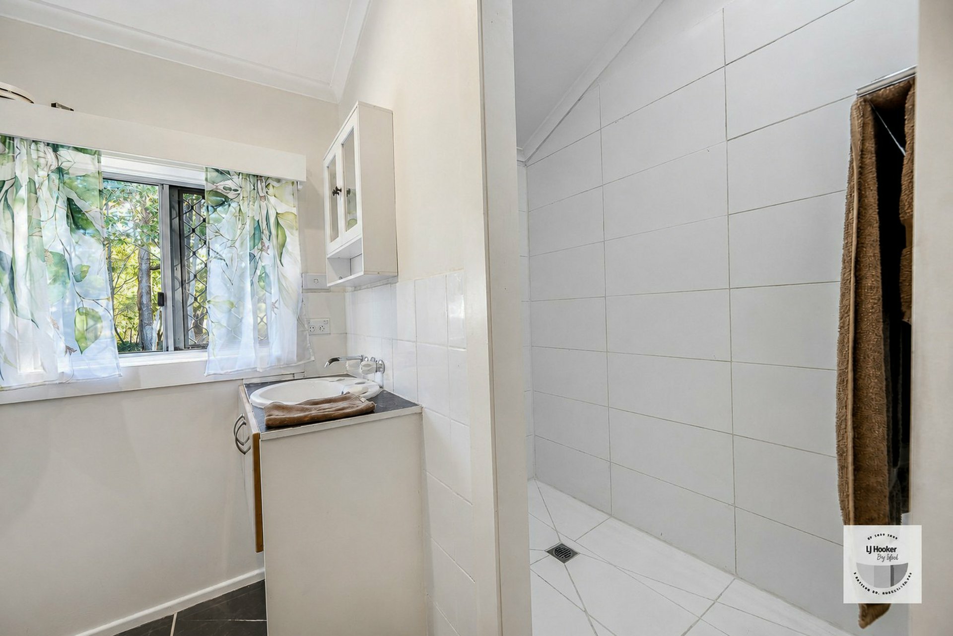 45 Barcelona Terrace — photo 12 of 15