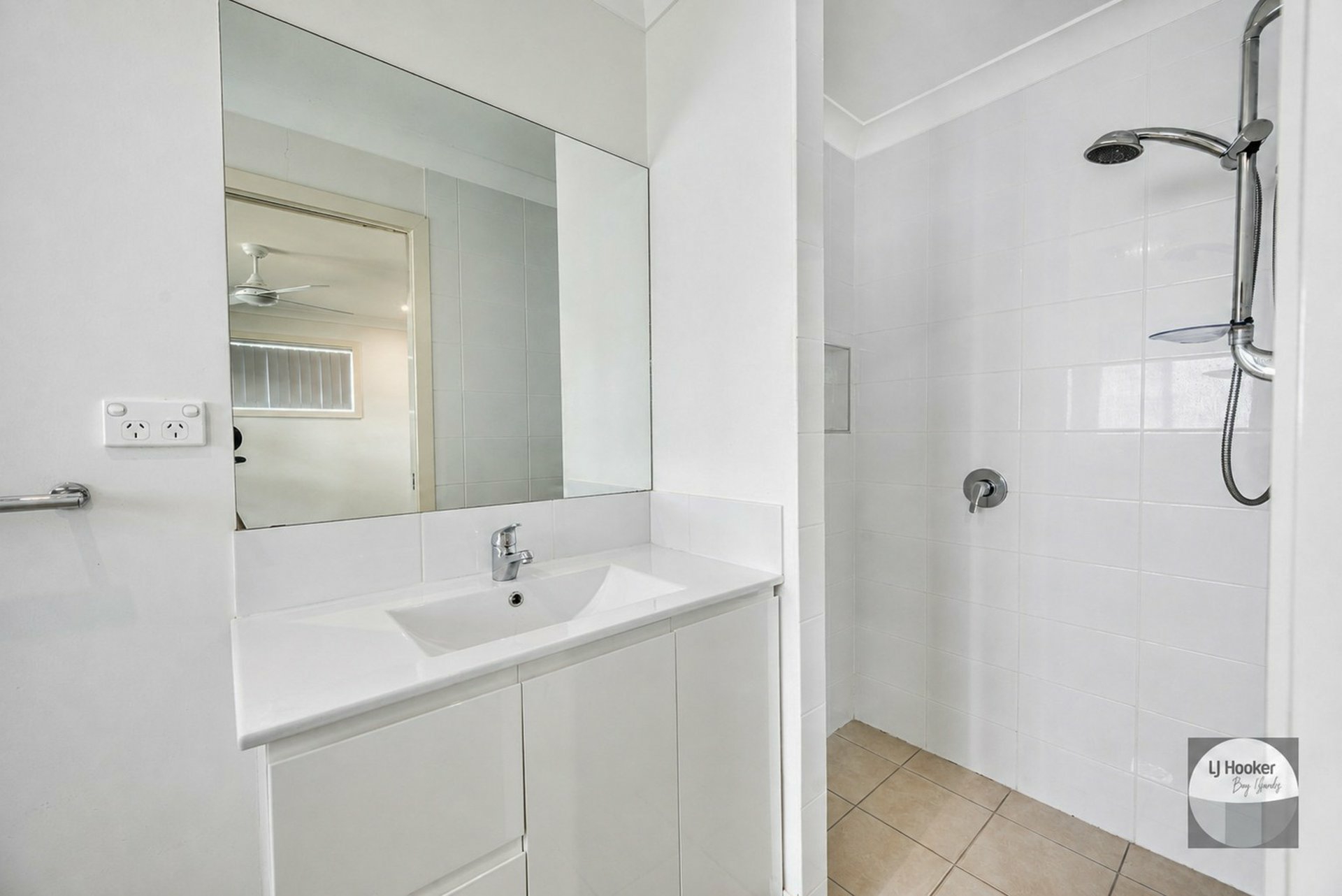 4 Koro Street — photo 12 of 16