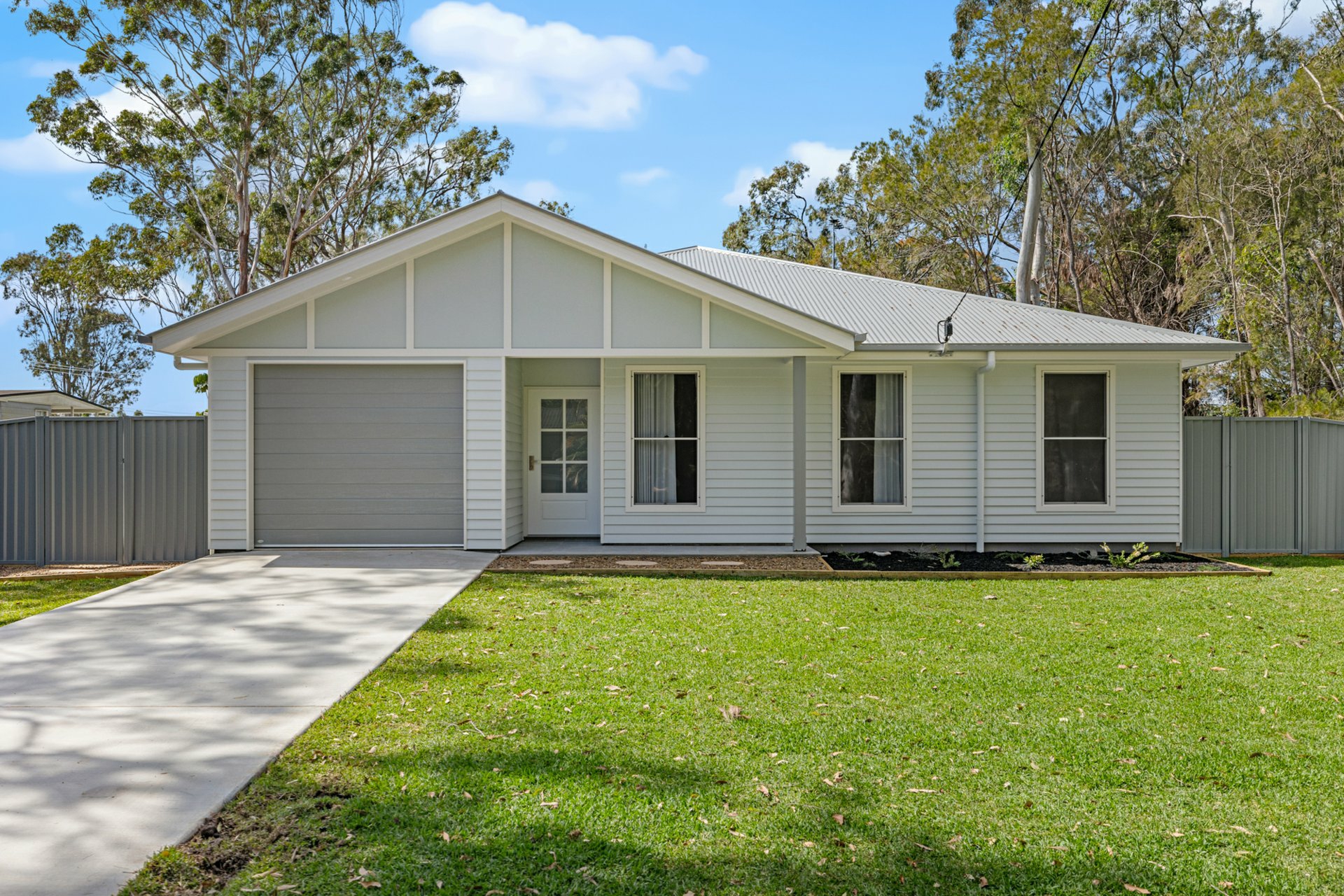 23 Jasper Street — photo from LJ Hooker Bay Islands