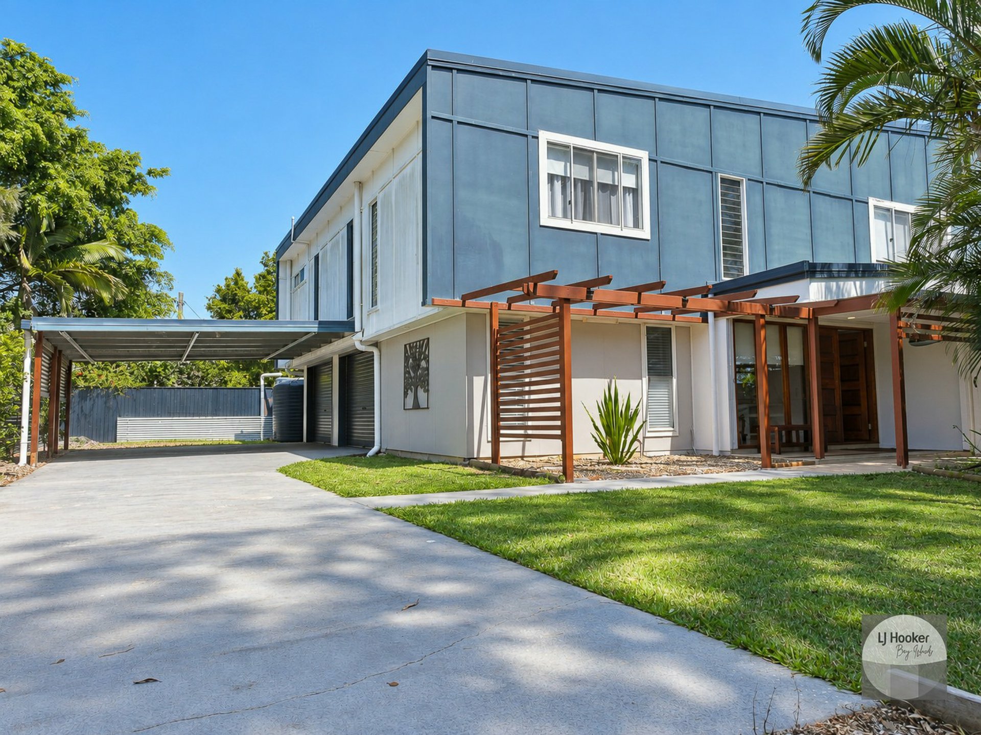 4 Hogan Court — photo 2 of 30