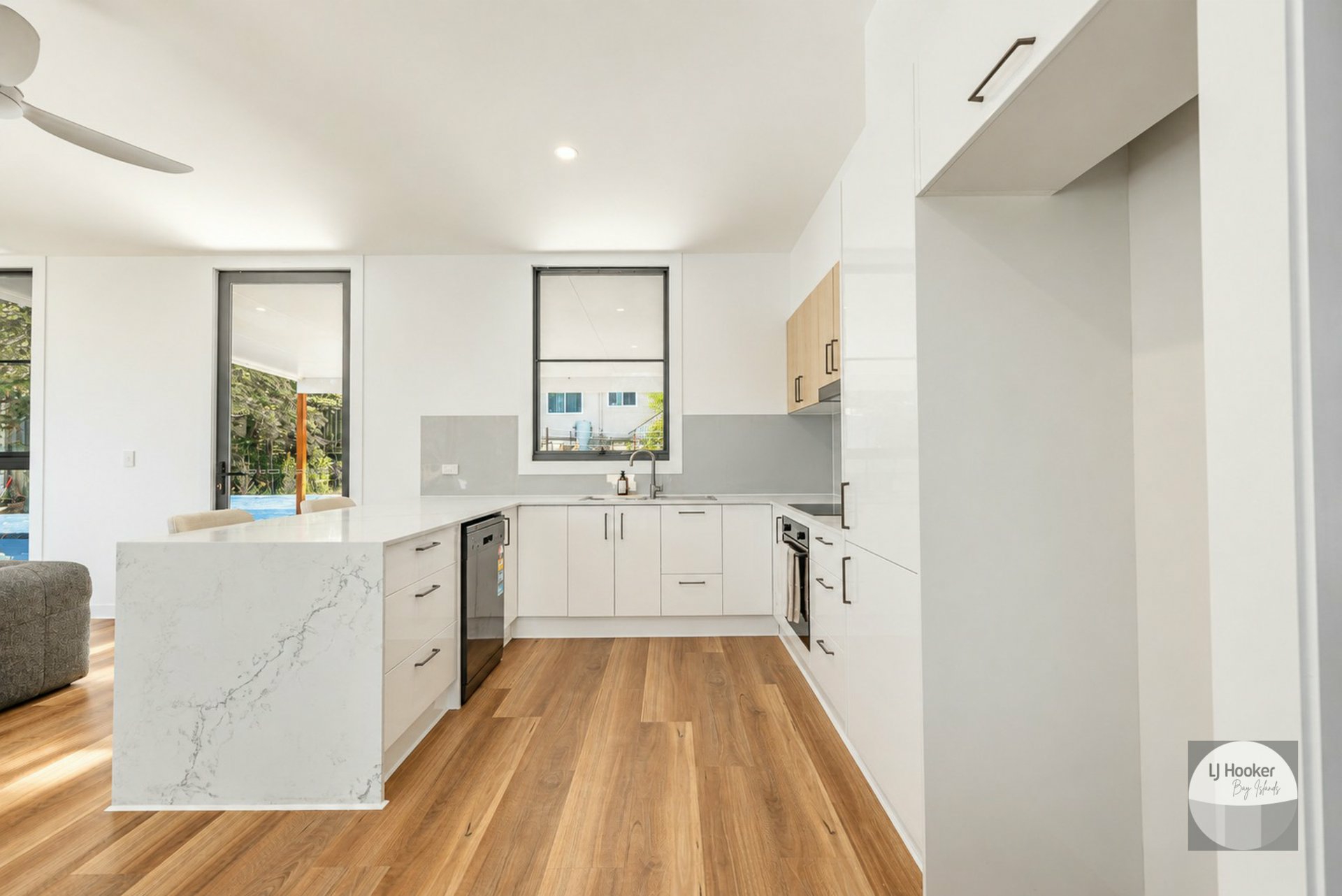 37 Taylor St — photo 8 of 18