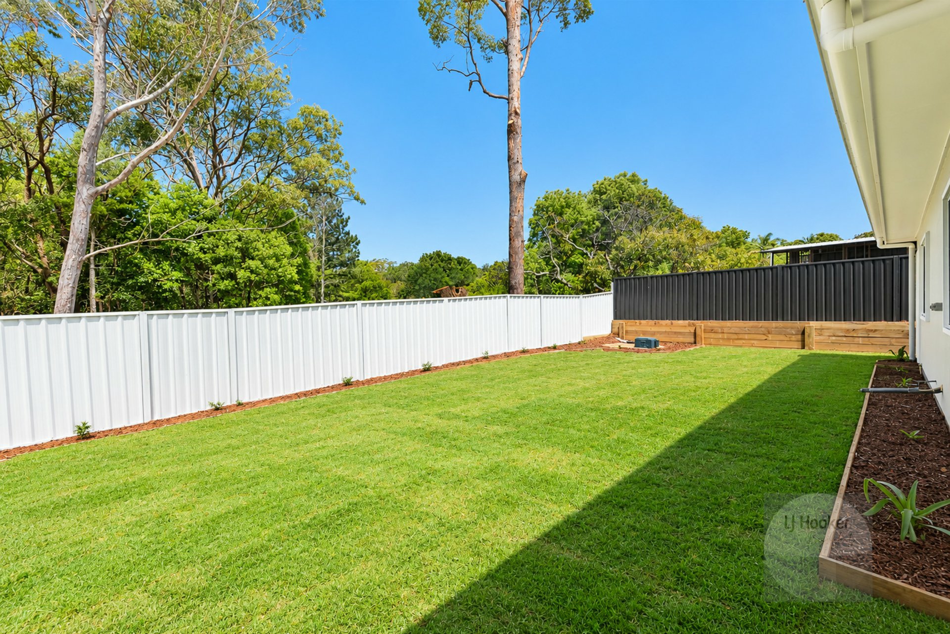 6 Satton Street — photo 20 of 23
