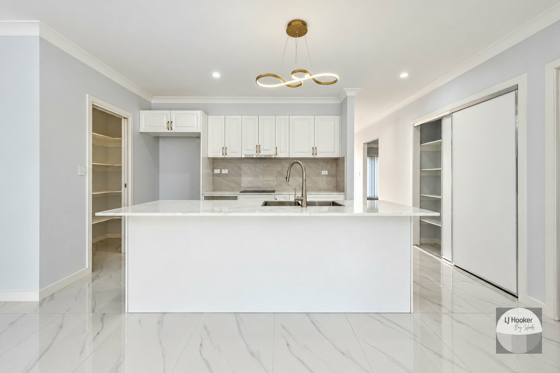 11 Fiji Street — photo 7 of 16