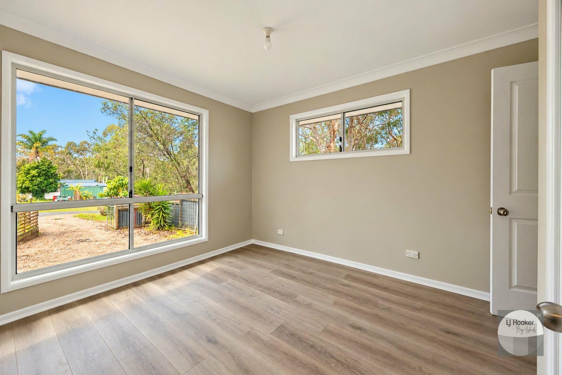 48 Cowderoy Dve — photo 4 of 11