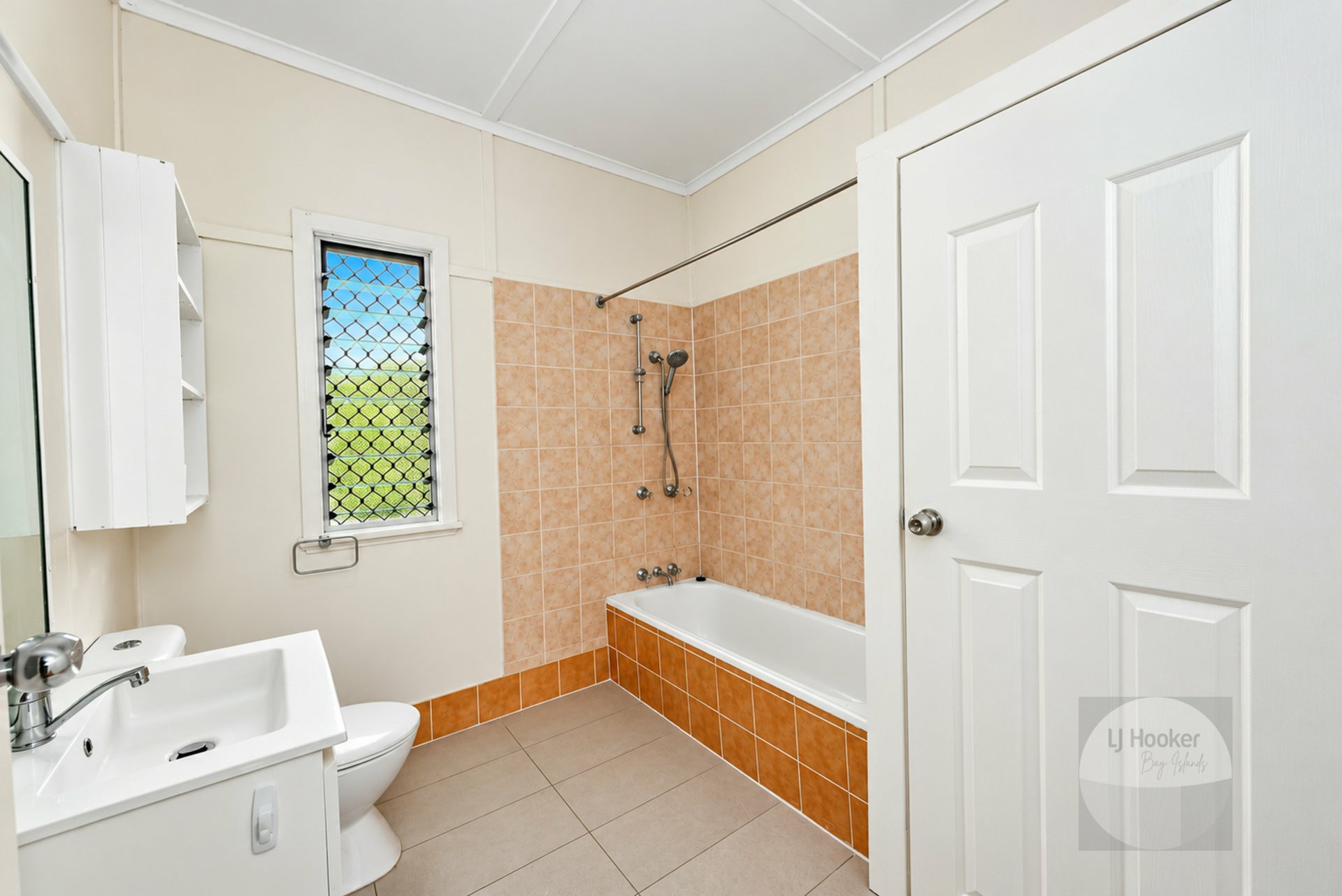 8 Inlet Avenue — photo 11 of 26