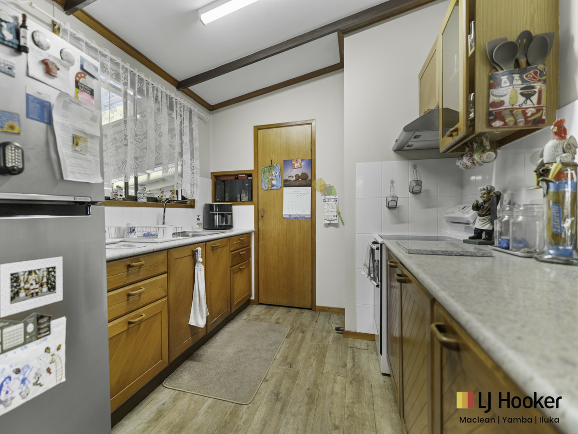 12 Angourie Street — photo 8 of 21