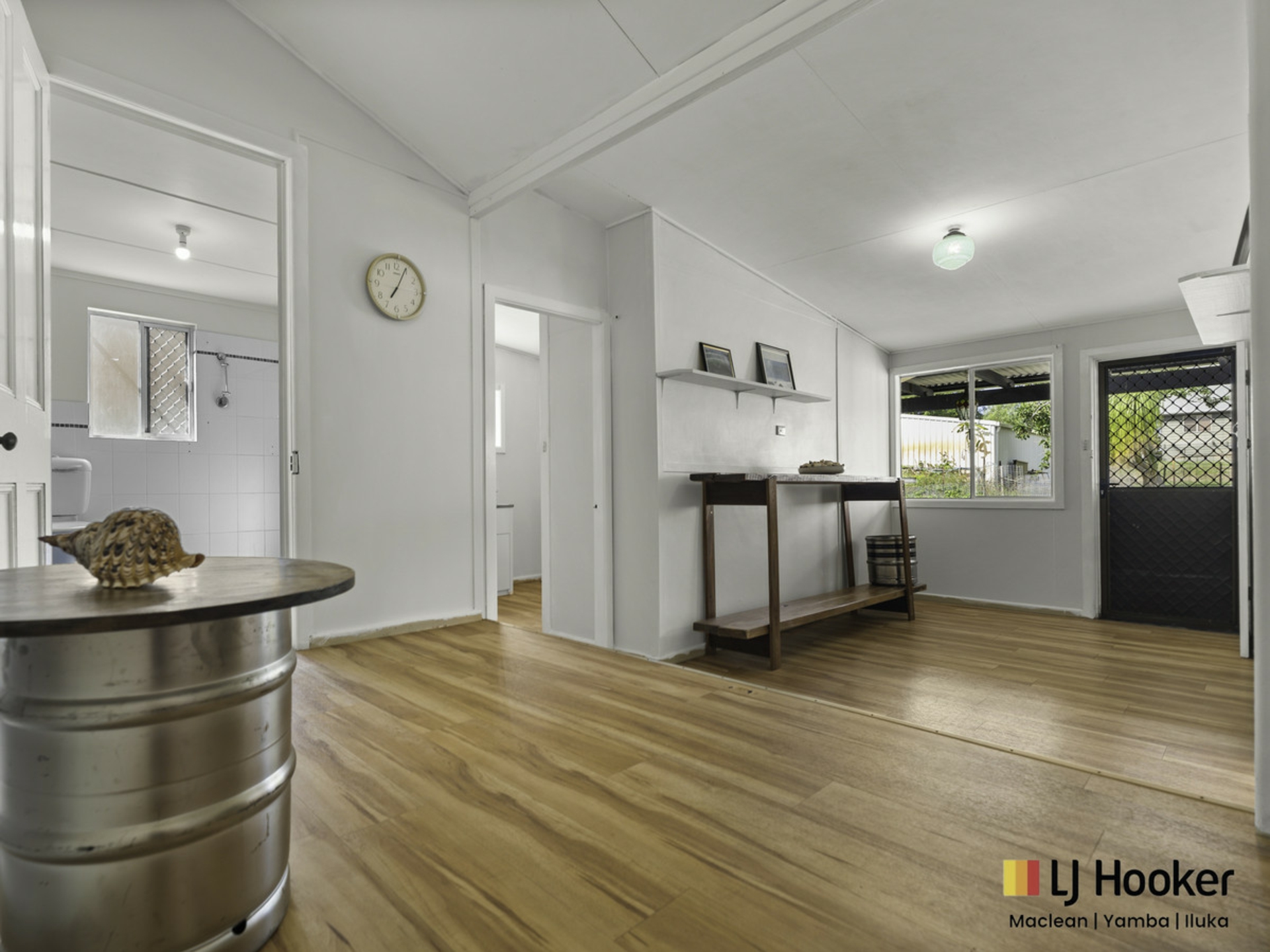 4 Riverview Street — photo 11 of 25