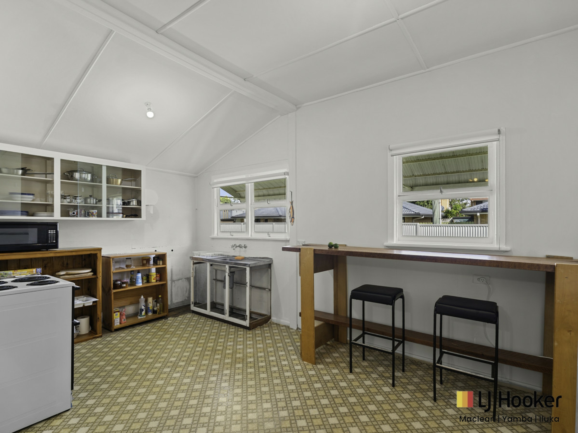 4 Riverview Street — photo 13 of 25