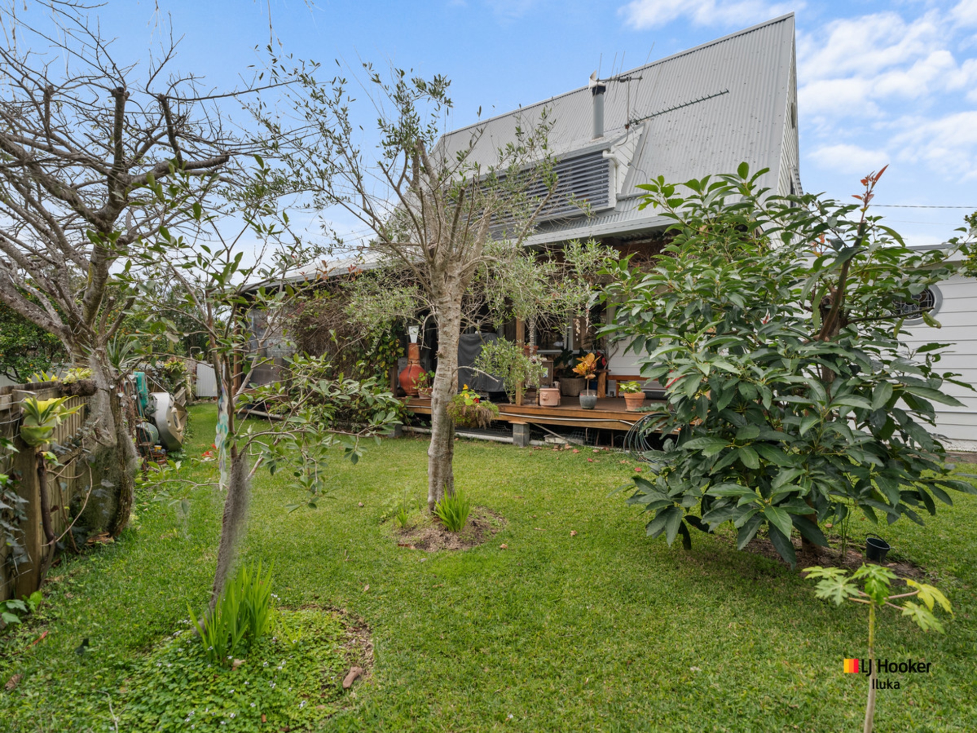 19 Hammond Street — photo 8 of 28