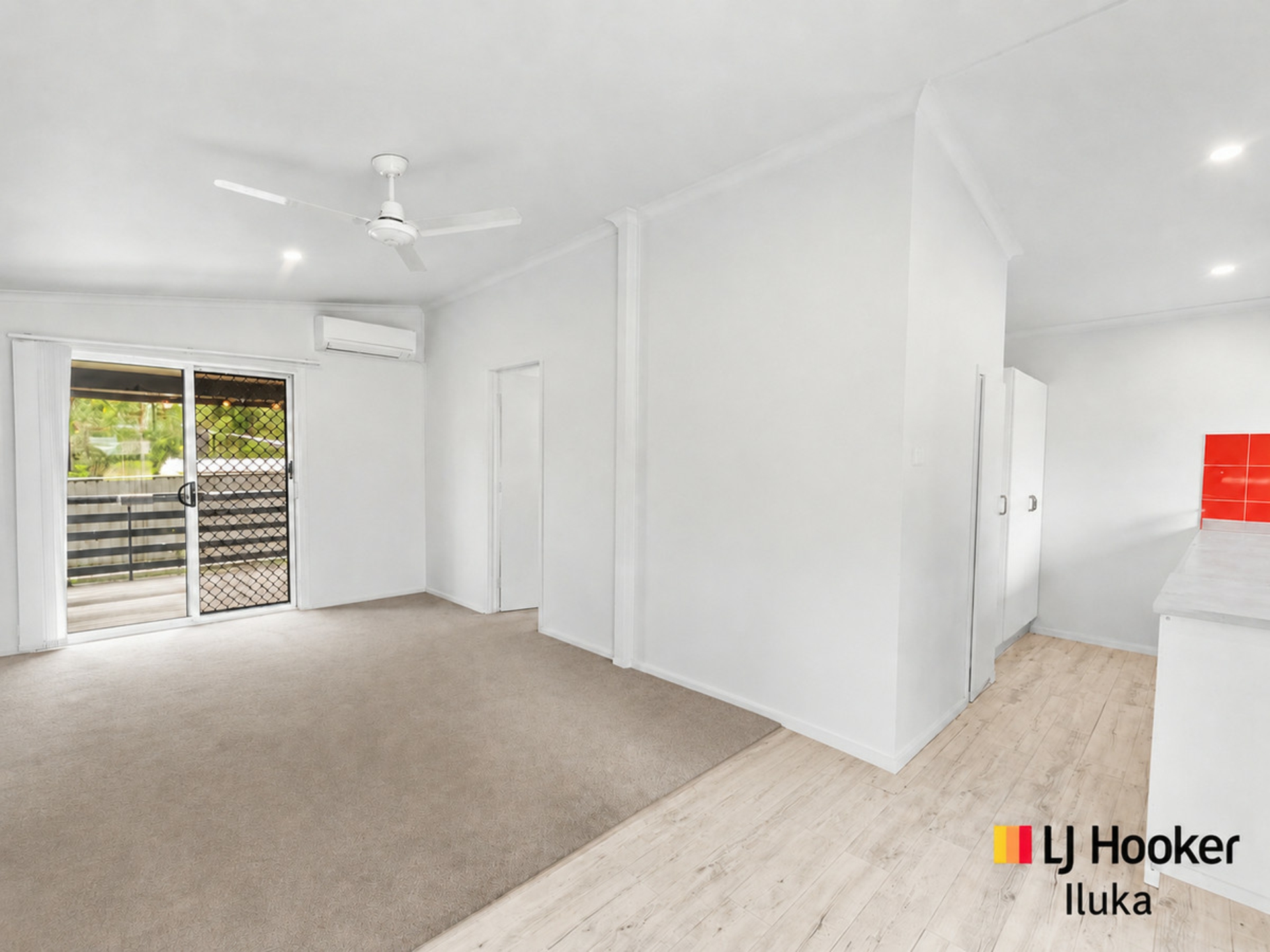 91/54 Iluka Road — photo 2 of 8