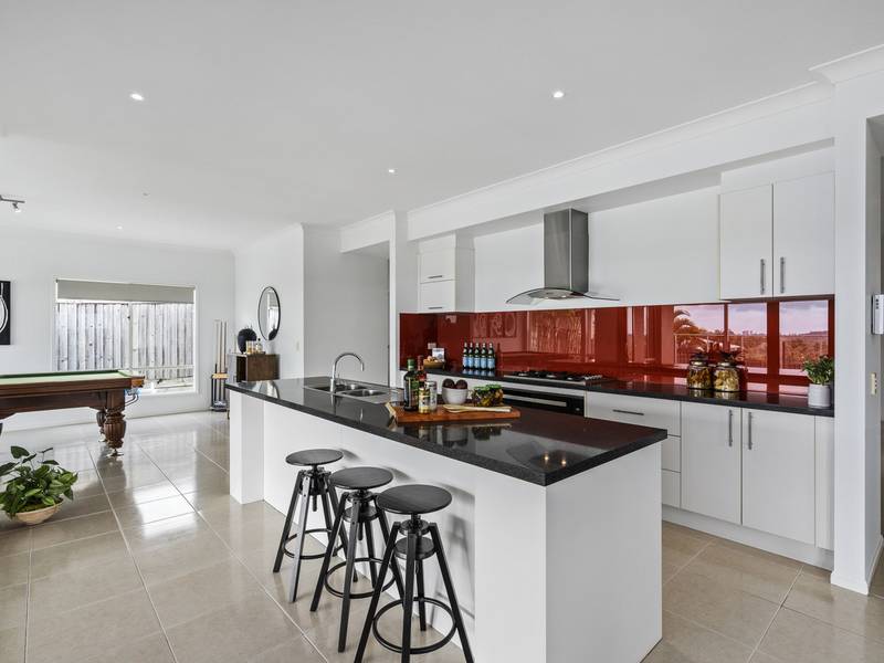 9 Harmsworth Road, PACIFIC PINES