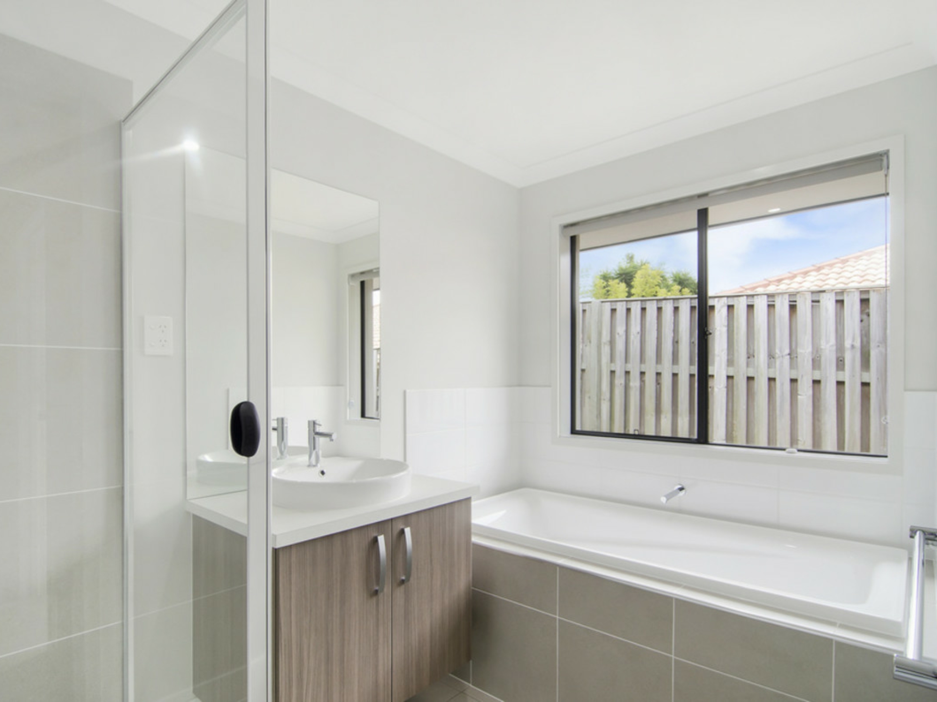 34 Lawley Crescent, PACIFIC PINES