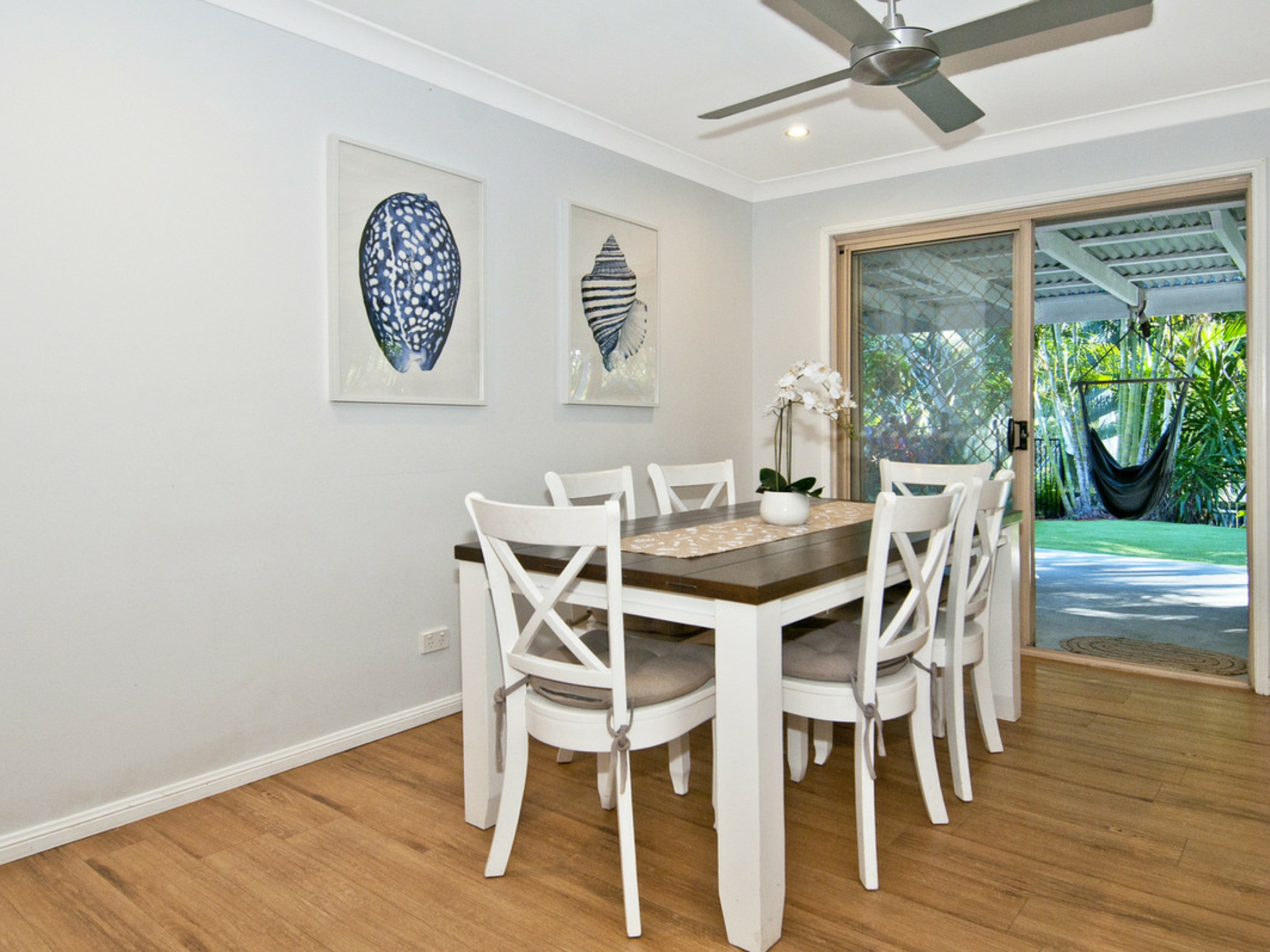 24 Catani Place, HELENSVALE