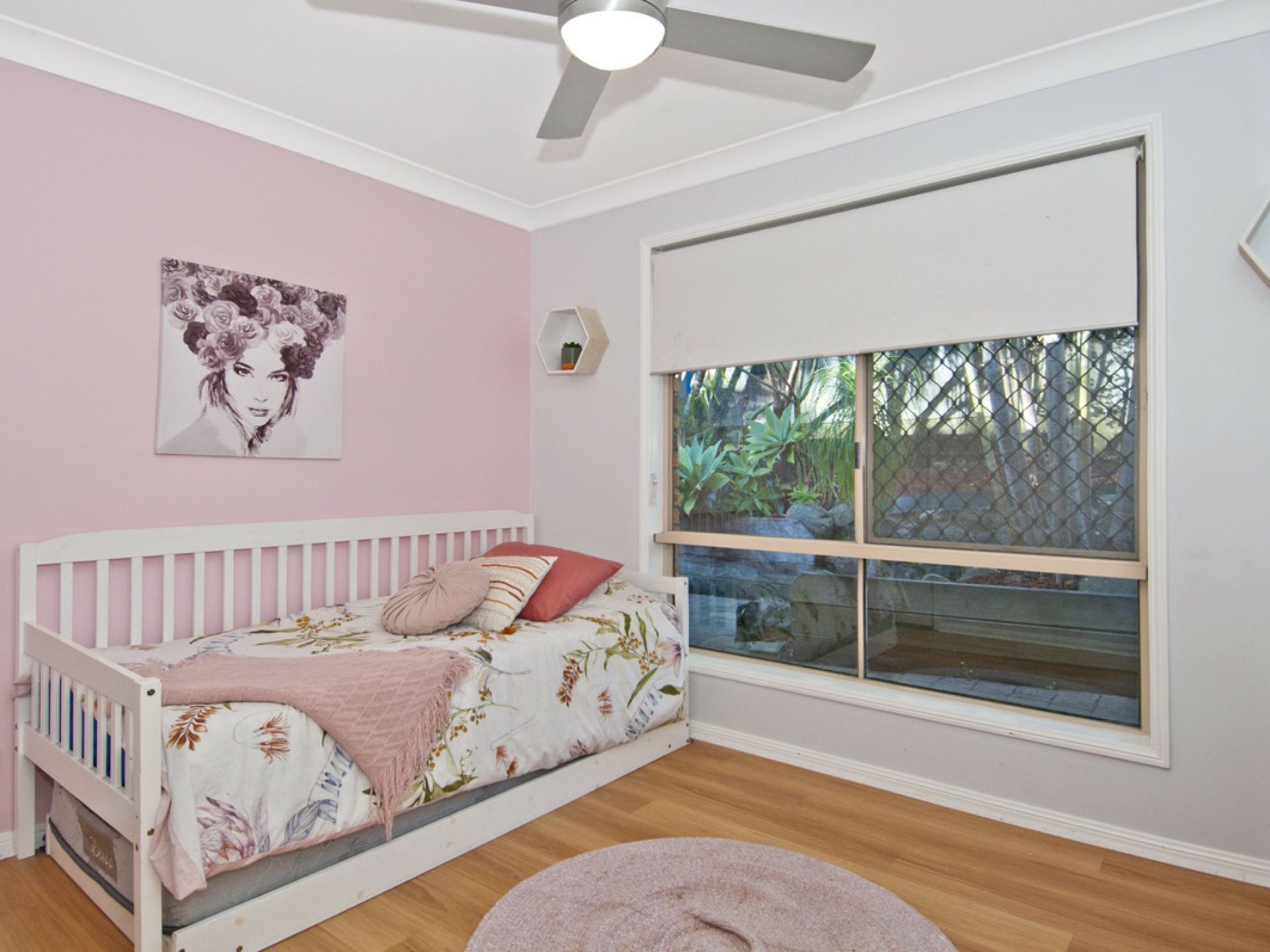 24 Catani Place, HELENSVALE