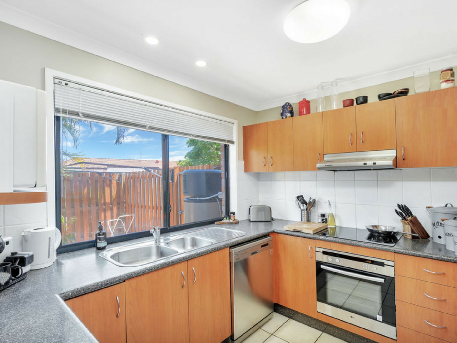 33/141 Pacific Pines Boulevard, PACIFIC PINES