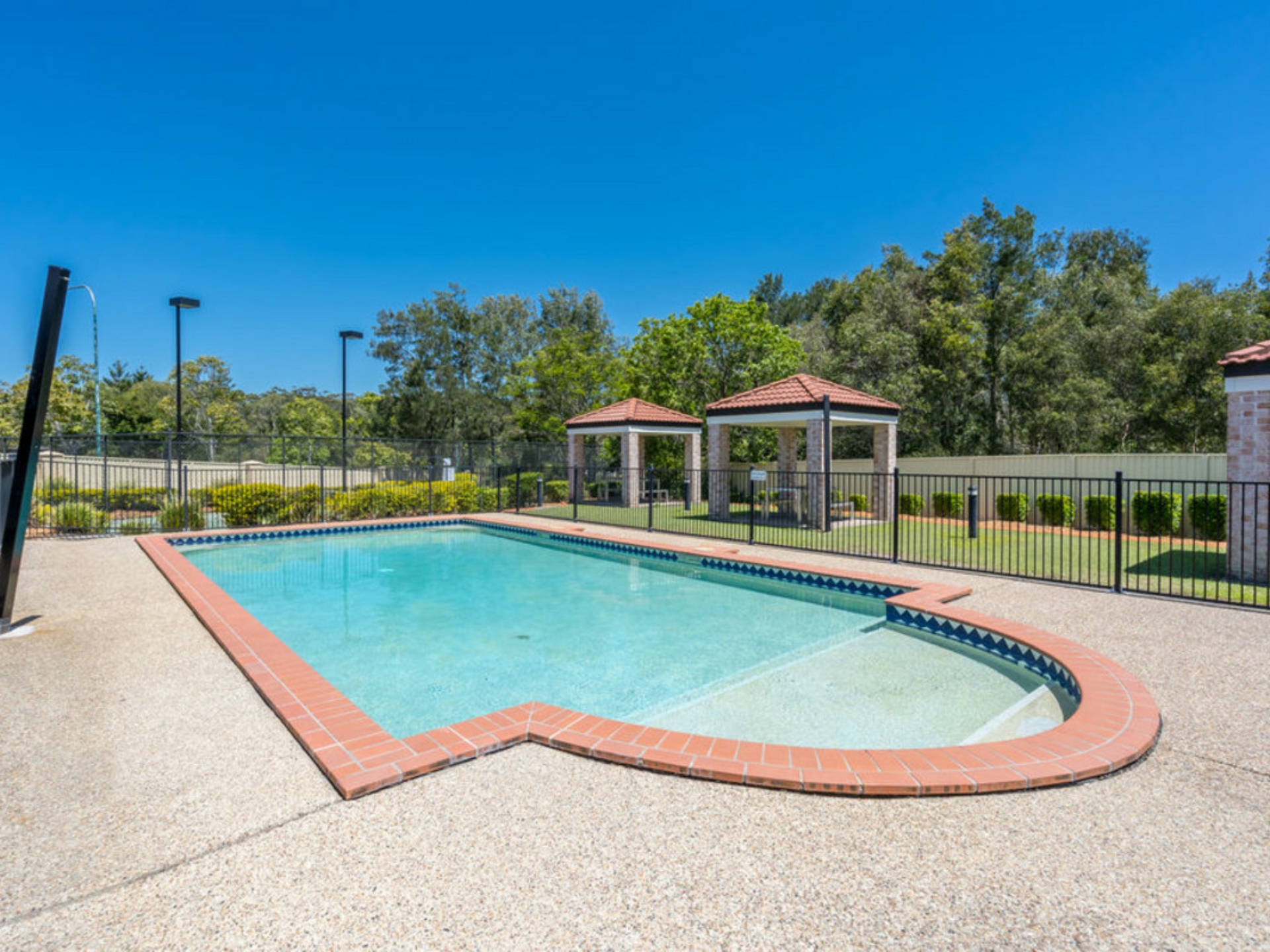 33/141 Pacific Pines Boulevard, PACIFIC PINES