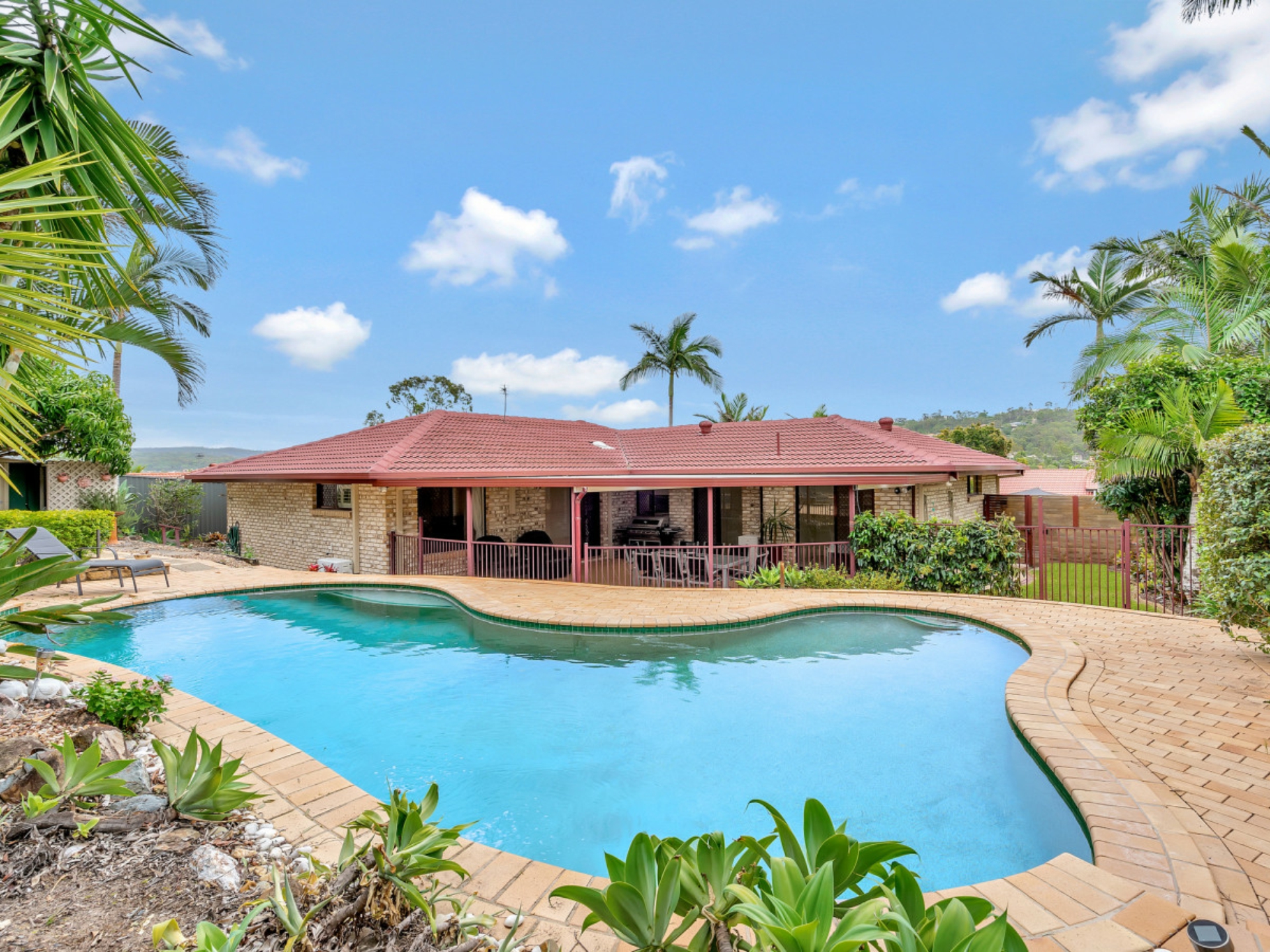 28 Austral Crescent Pacific Pines QLD