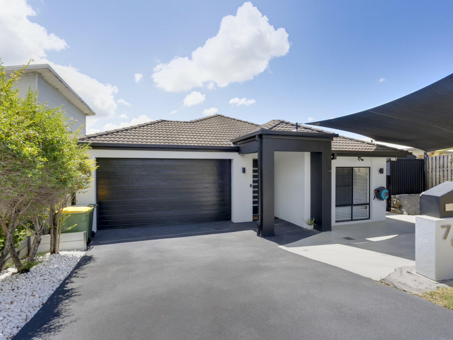 7 Stockdale Street Pacific Pines QLD