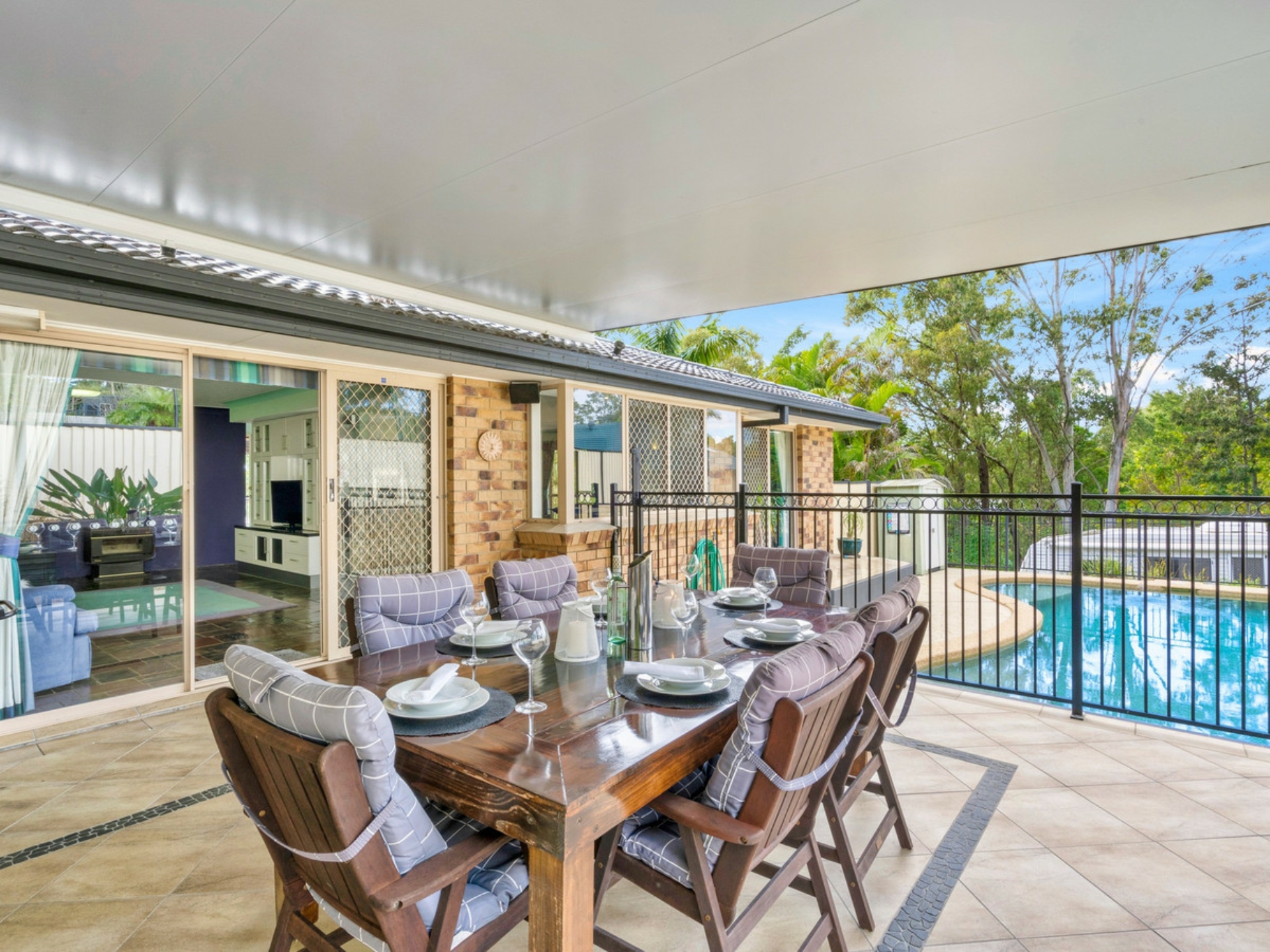 17-19 Columbine Way, GAVEN