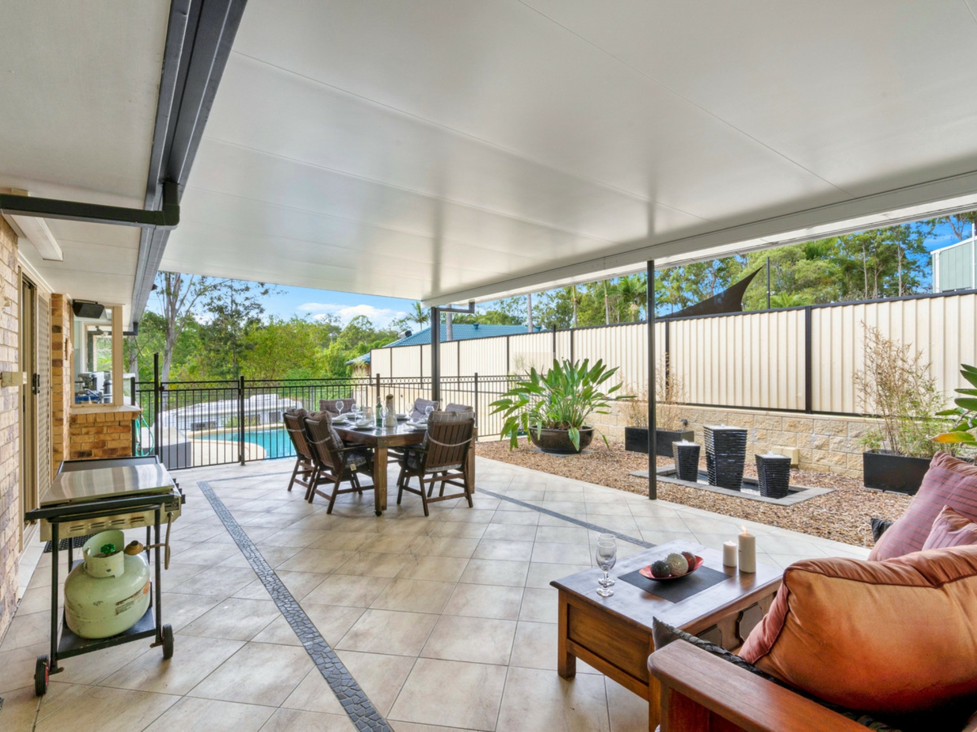 17-19 Columbine Way, GAVEN