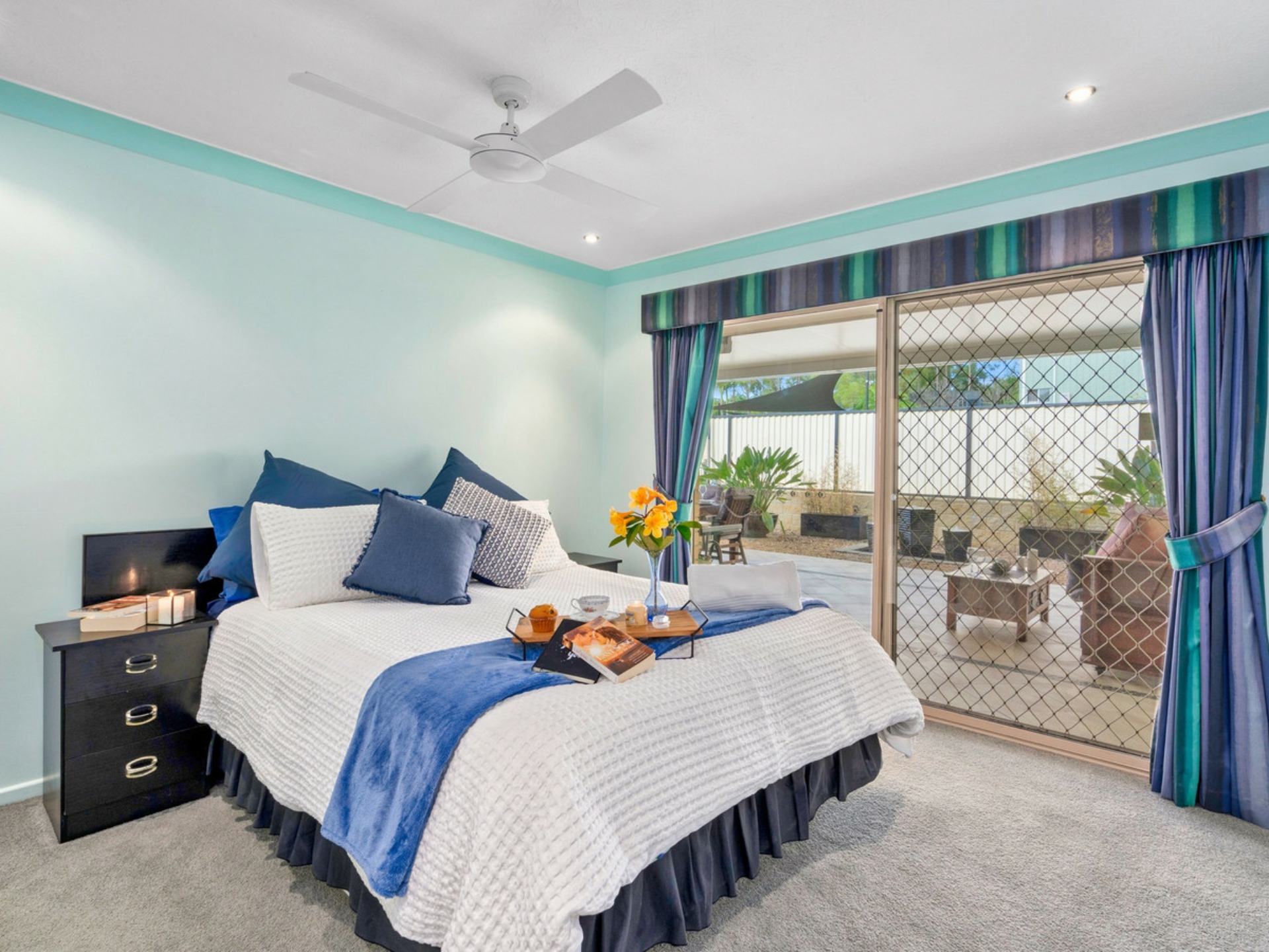 17-19 Columbine Way, GAVEN