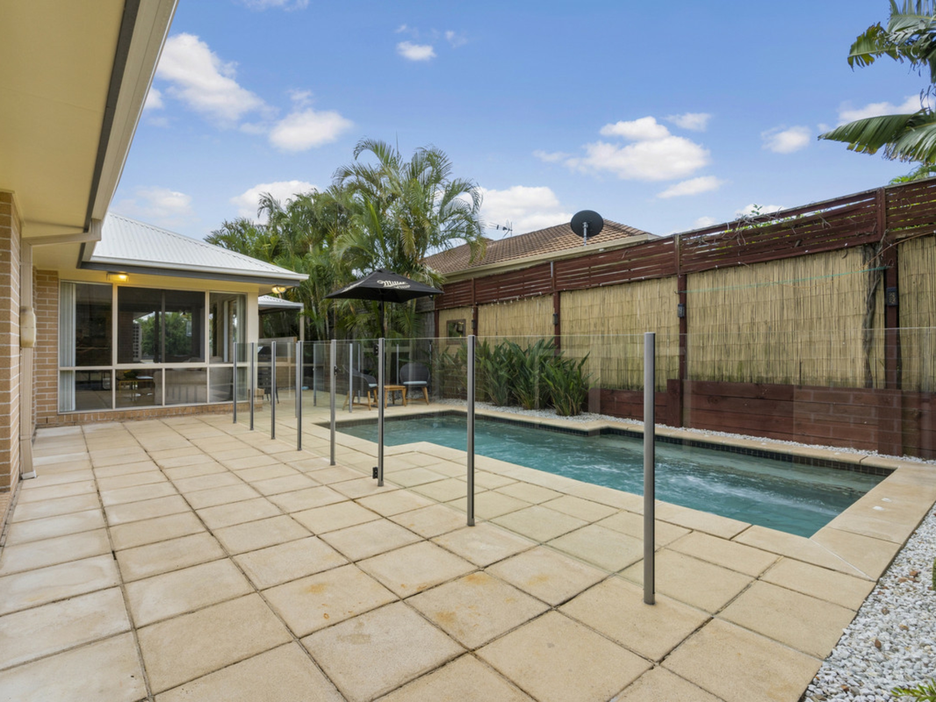 8 Arragan Court, PACIFIC PINES