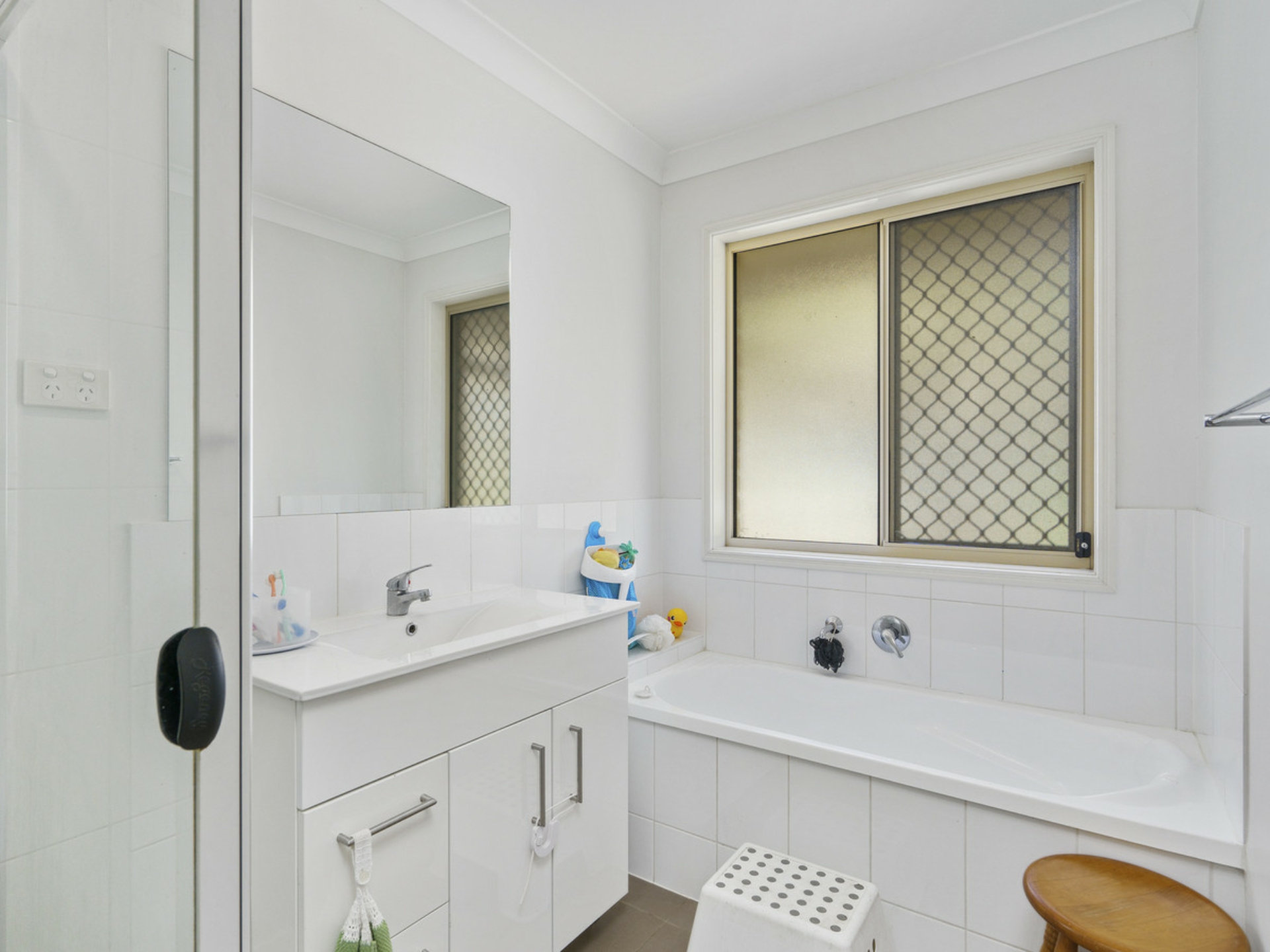 12 Joshua Place, OXENFORD