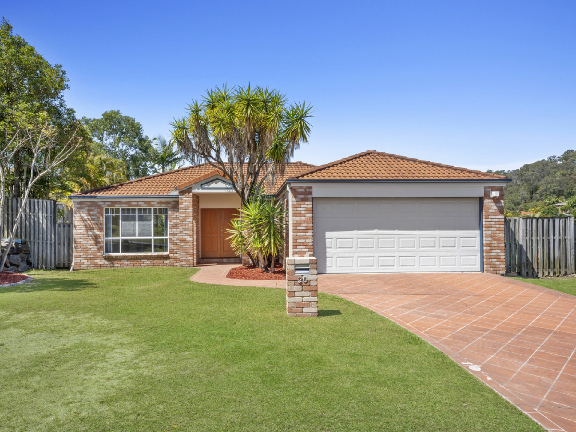 20 Feathertop Crescent, PACIFIC PINES