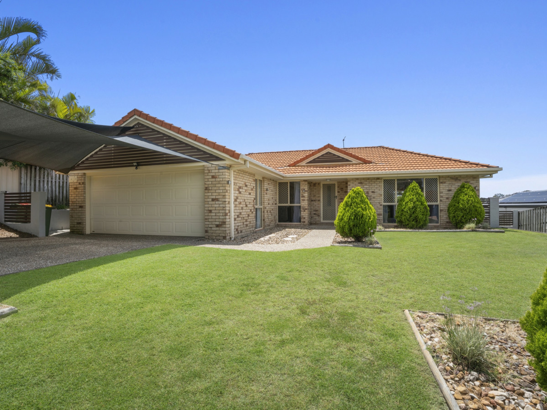 11 Midway Terrace Pacific Pines QLD Property Details LJ Hooker