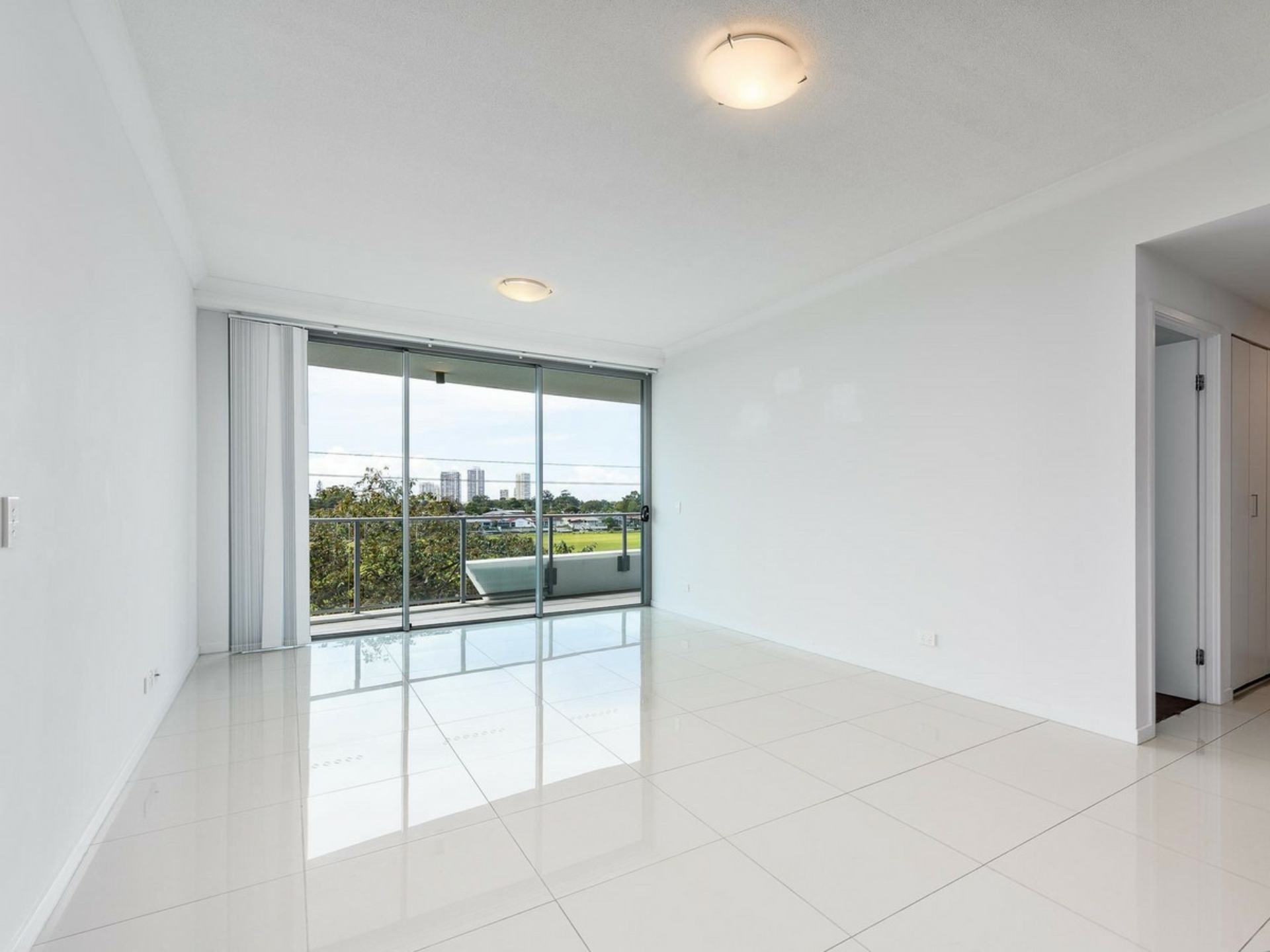 4307/25-31 East Quay Drive, BIGGERA WATERS