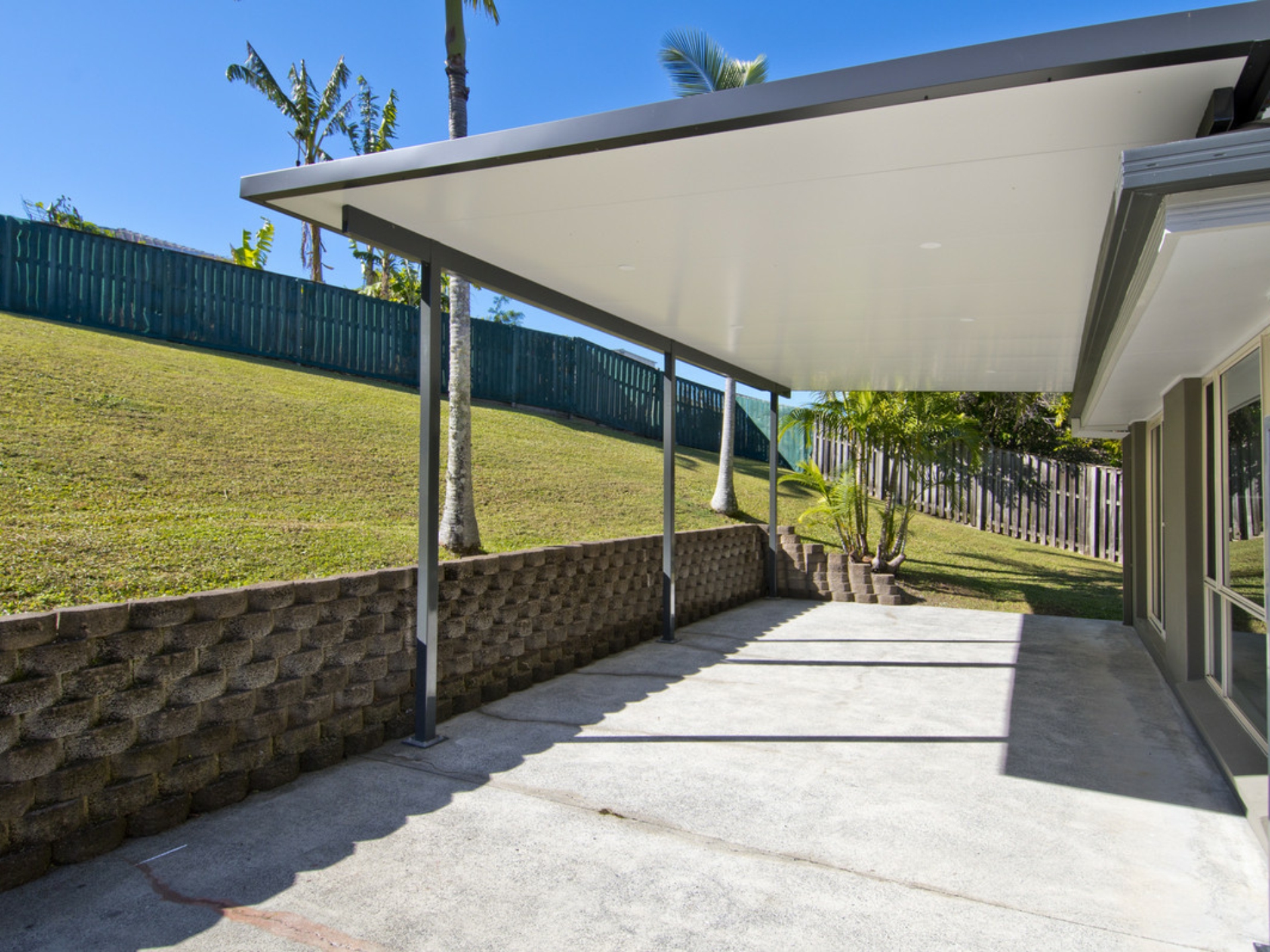 6 Napido Lane, PACIFIC PINES
