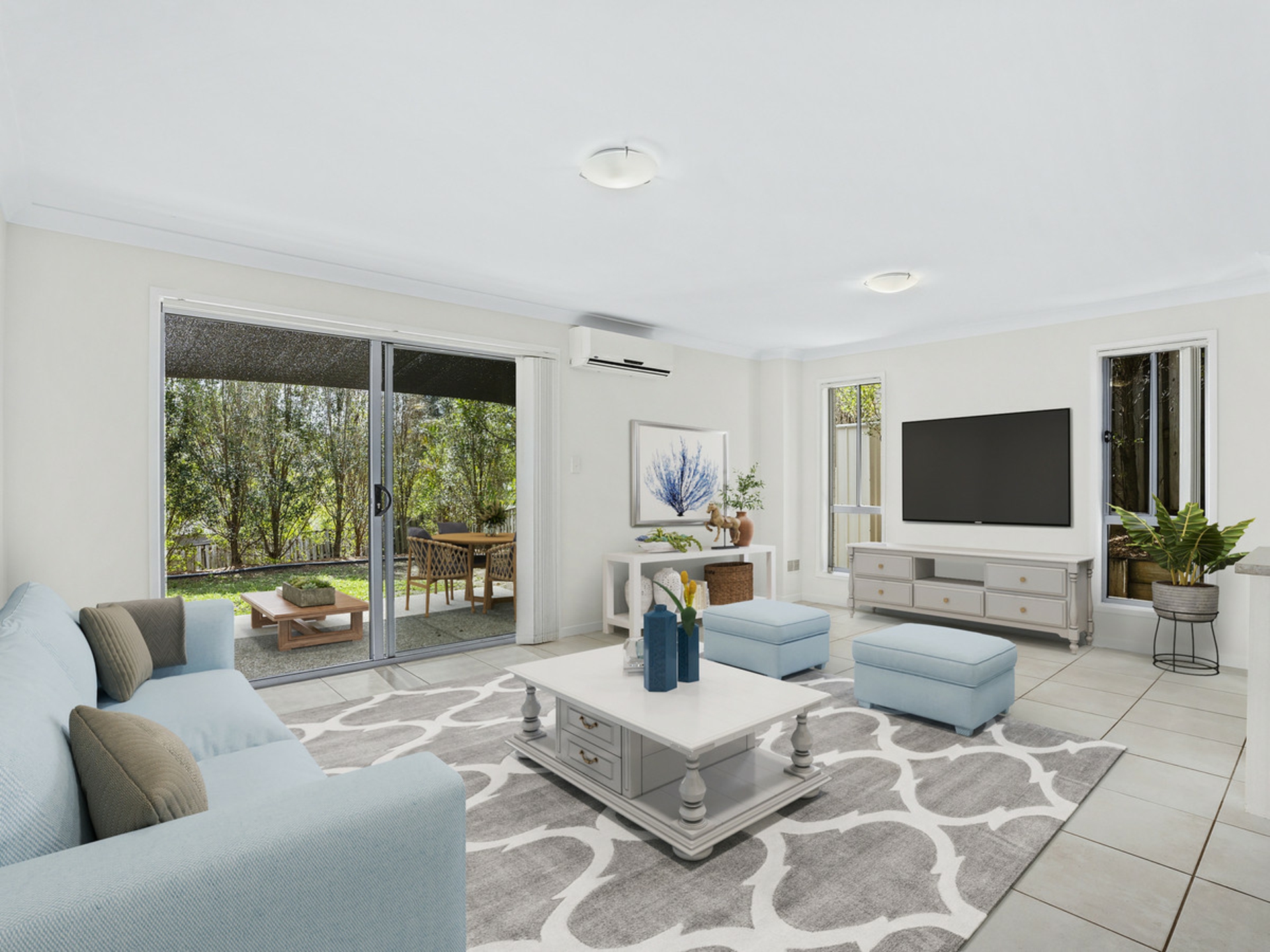 2/86 Mcauley Parade Pacific Pines QLD