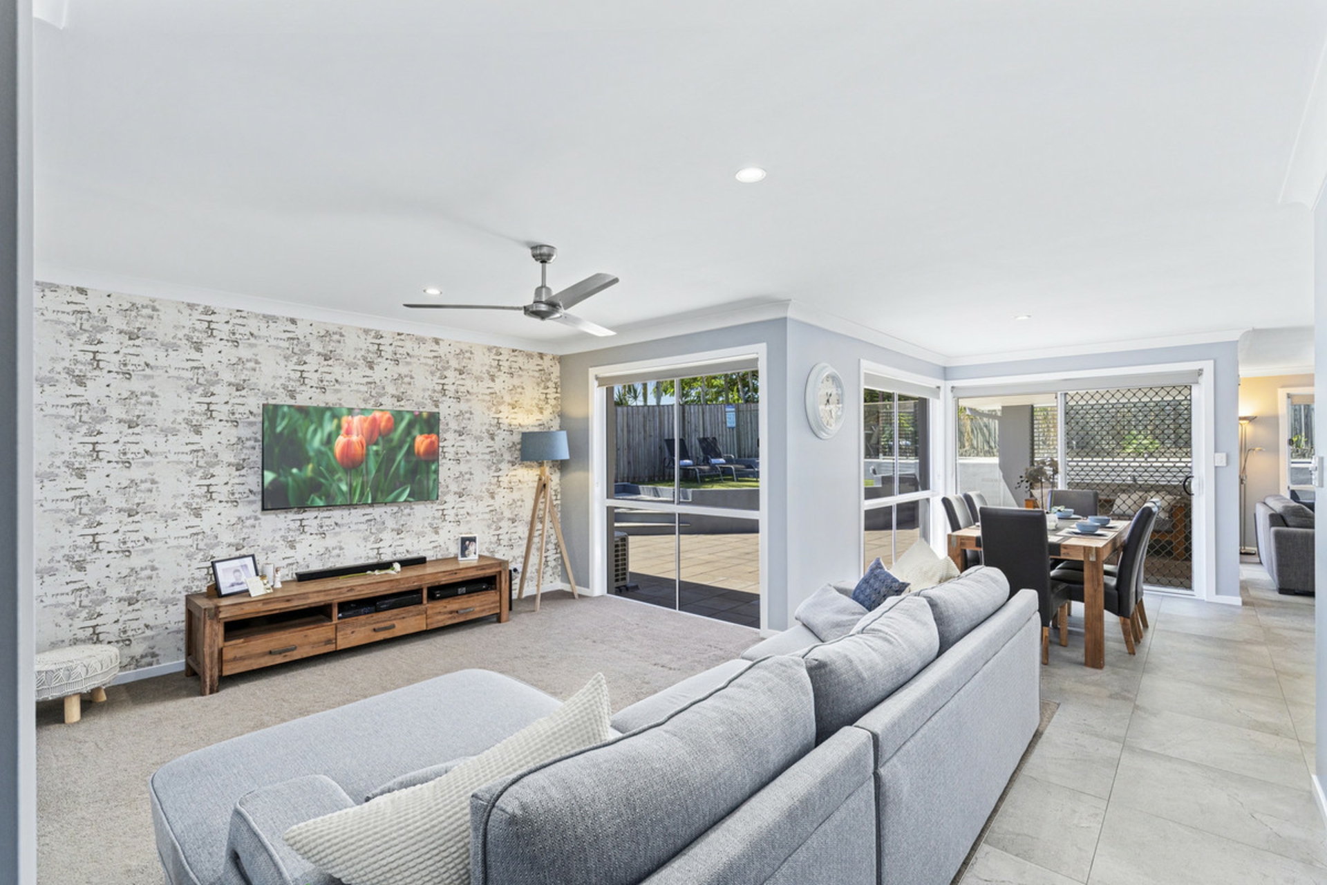 5 Irvine Street, PACIFIC PINES
