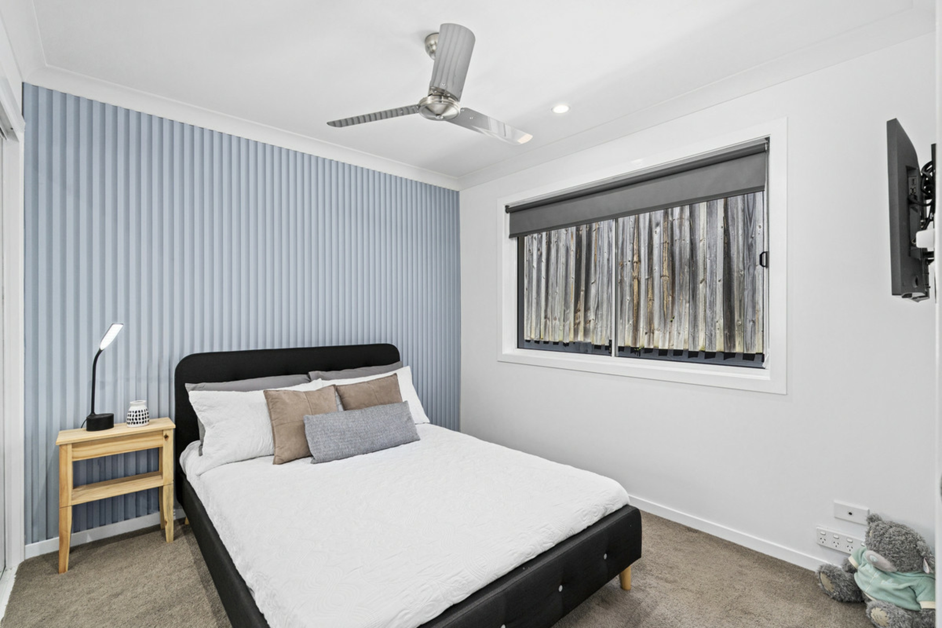 5 Irvine Street, PACIFIC PINES