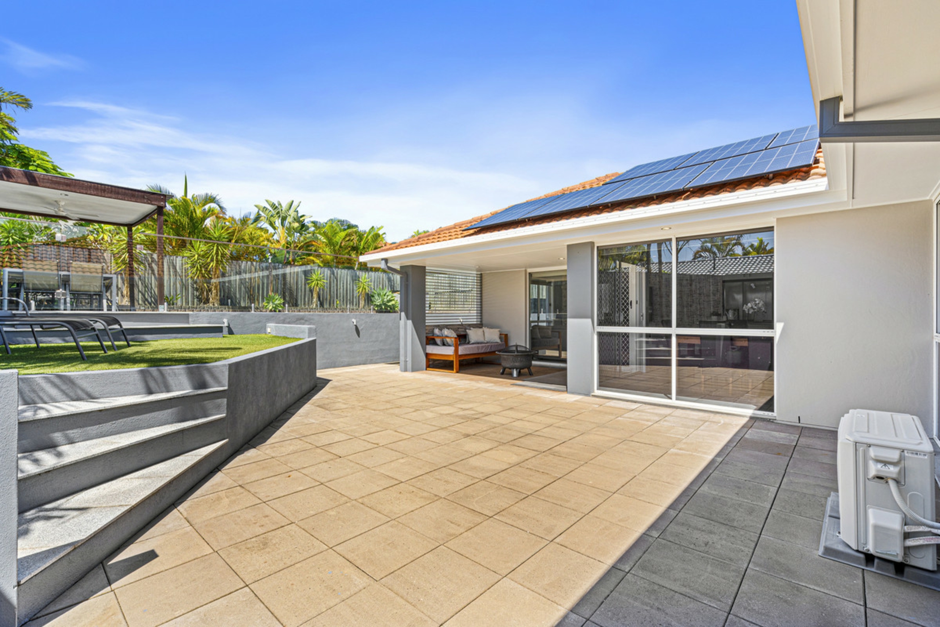 5 Irvine Street, PACIFIC PINES