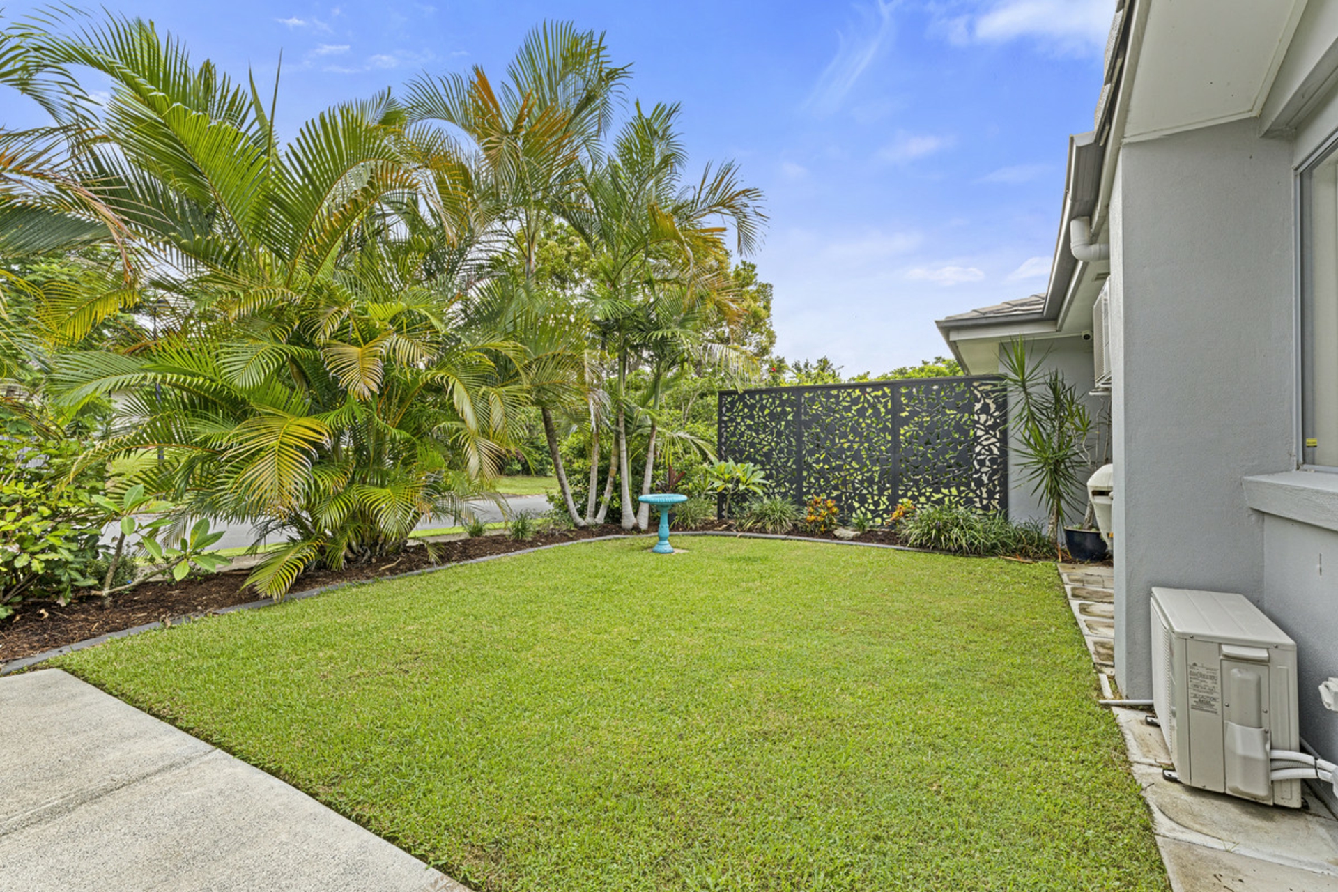 2/33 Bellinger Key, PACIFIC PINES