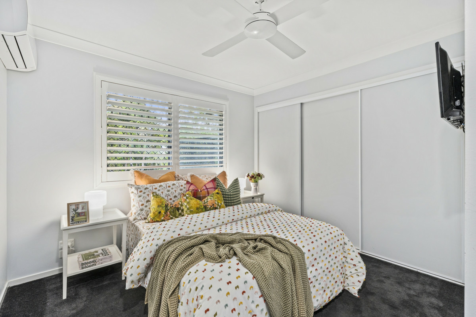2/33 Bellinger Key, PACIFIC PINES